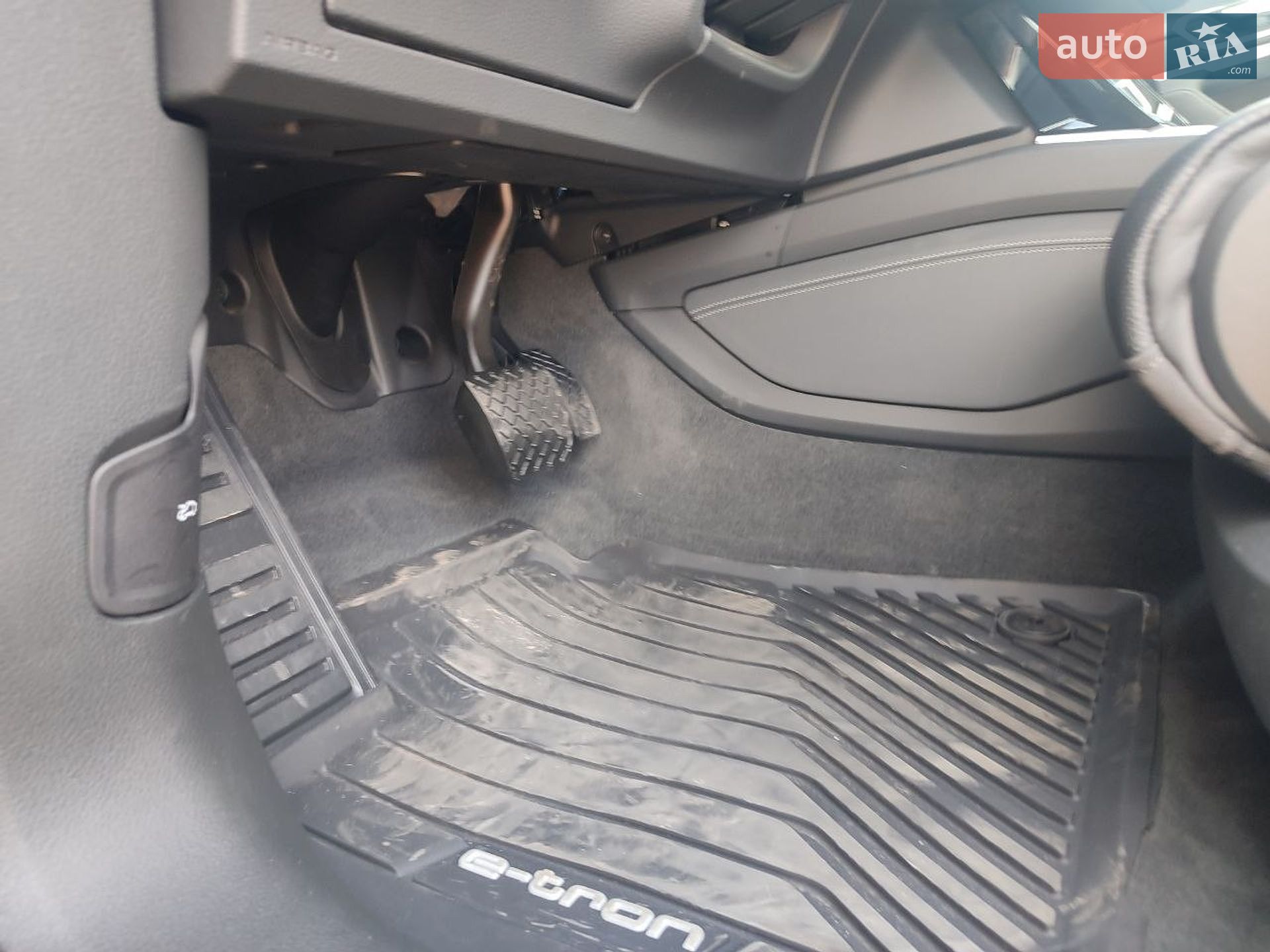 Audi e-tron 2020 VIN WA1VABGE0MB004327 фото оголошення 59 з 75