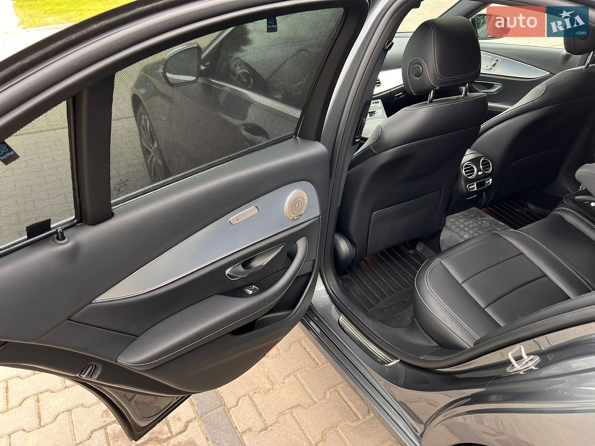 Mercedes-Benz E-Class 2019 VIN W1K2130041A803147 фото оголошення 12 з 17