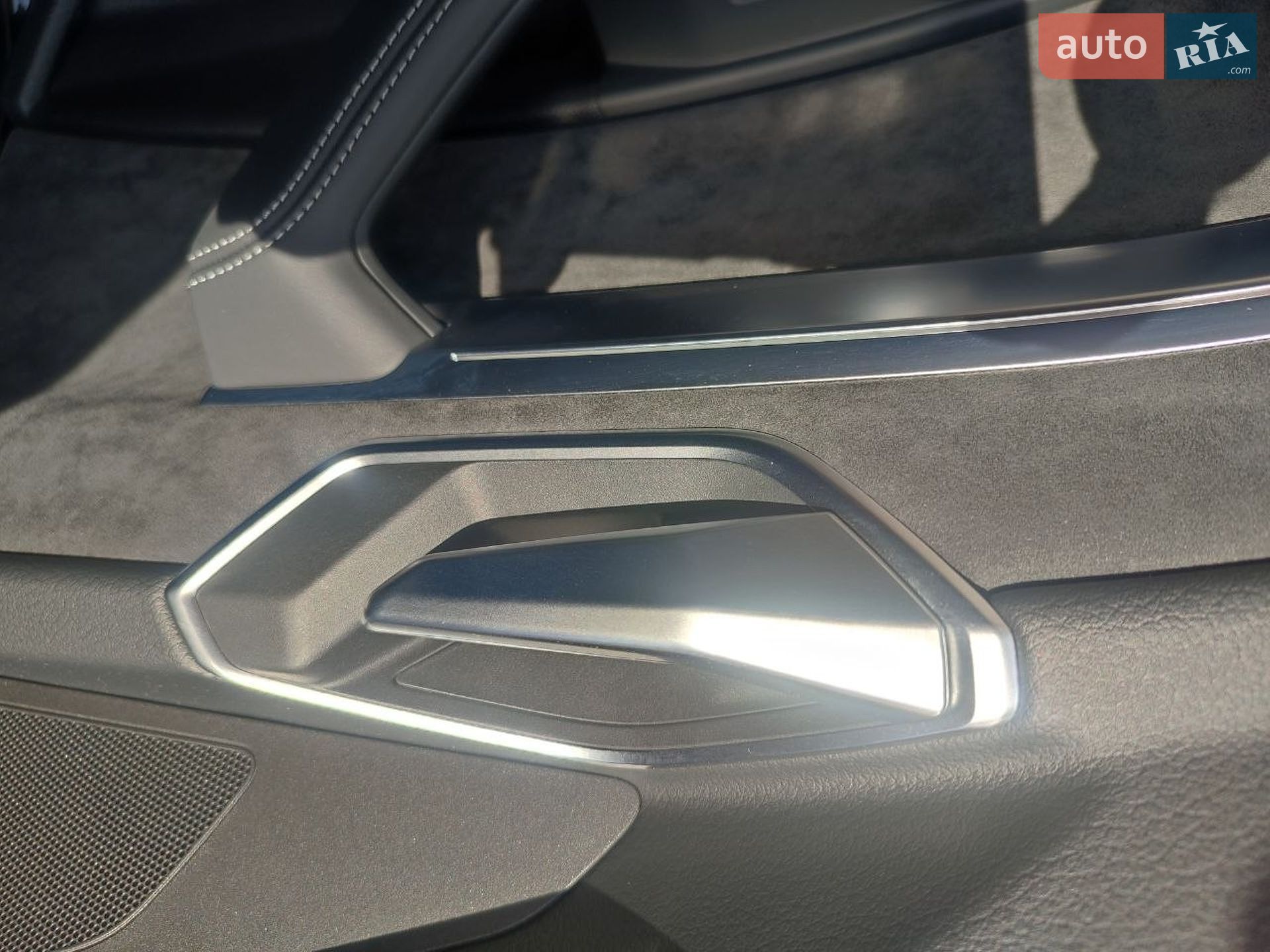 Audi e-tron 2020 VIN WA1VABGE0MB004327 фото оголошення 64 з 75