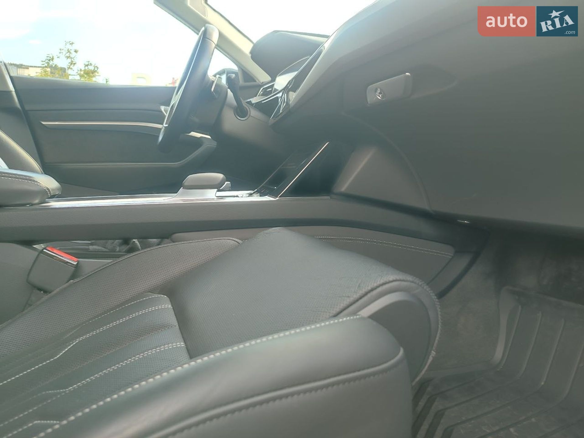 Audi e-tron 2020 VIN WA1VABGE0MB004327 фото оголошення 67 з 75