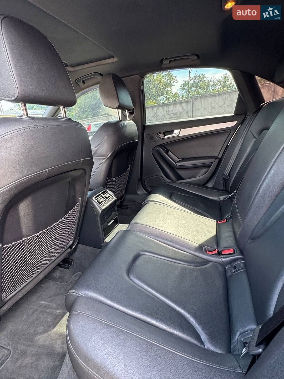 Audi A4 2015 VIN WAUFFCFL2FN046014 фото оголошення 7 з 12