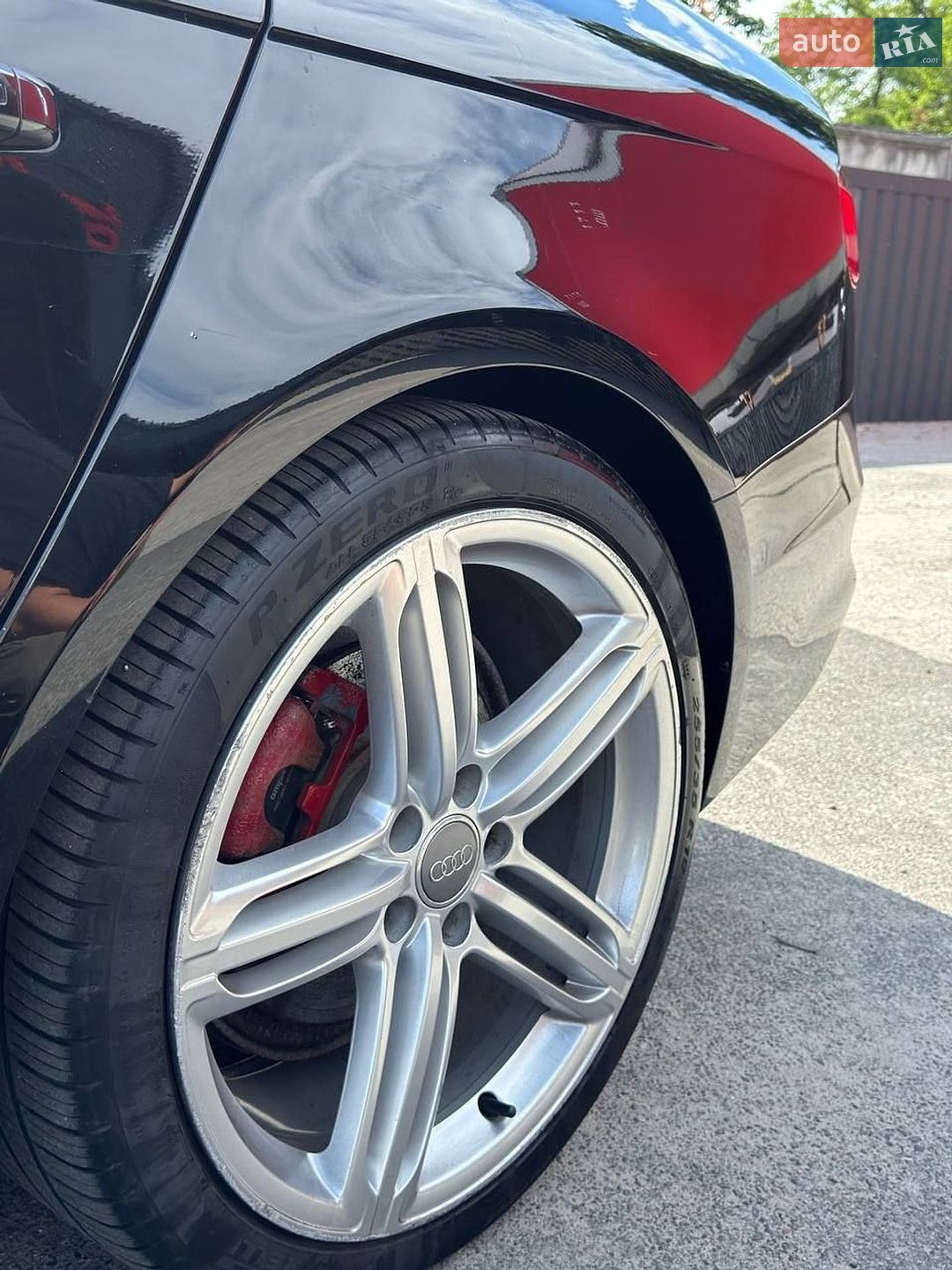 Audi A4 2015 VIN WAUFFCFL2FN046014 фото оголошення 10 з 12
