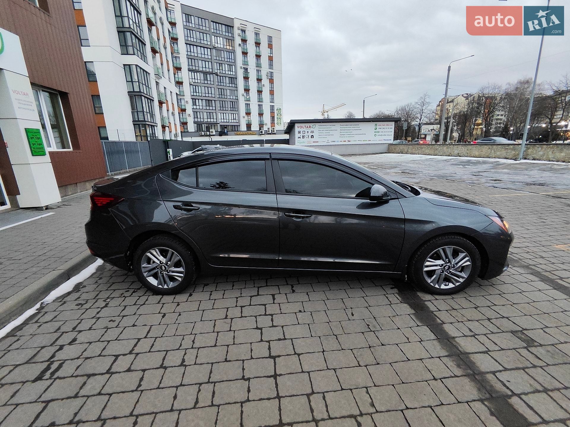 Hyundai Elantra 2019 VIN 5NPD84LF8LH564732 фото оголошення 5 з 15