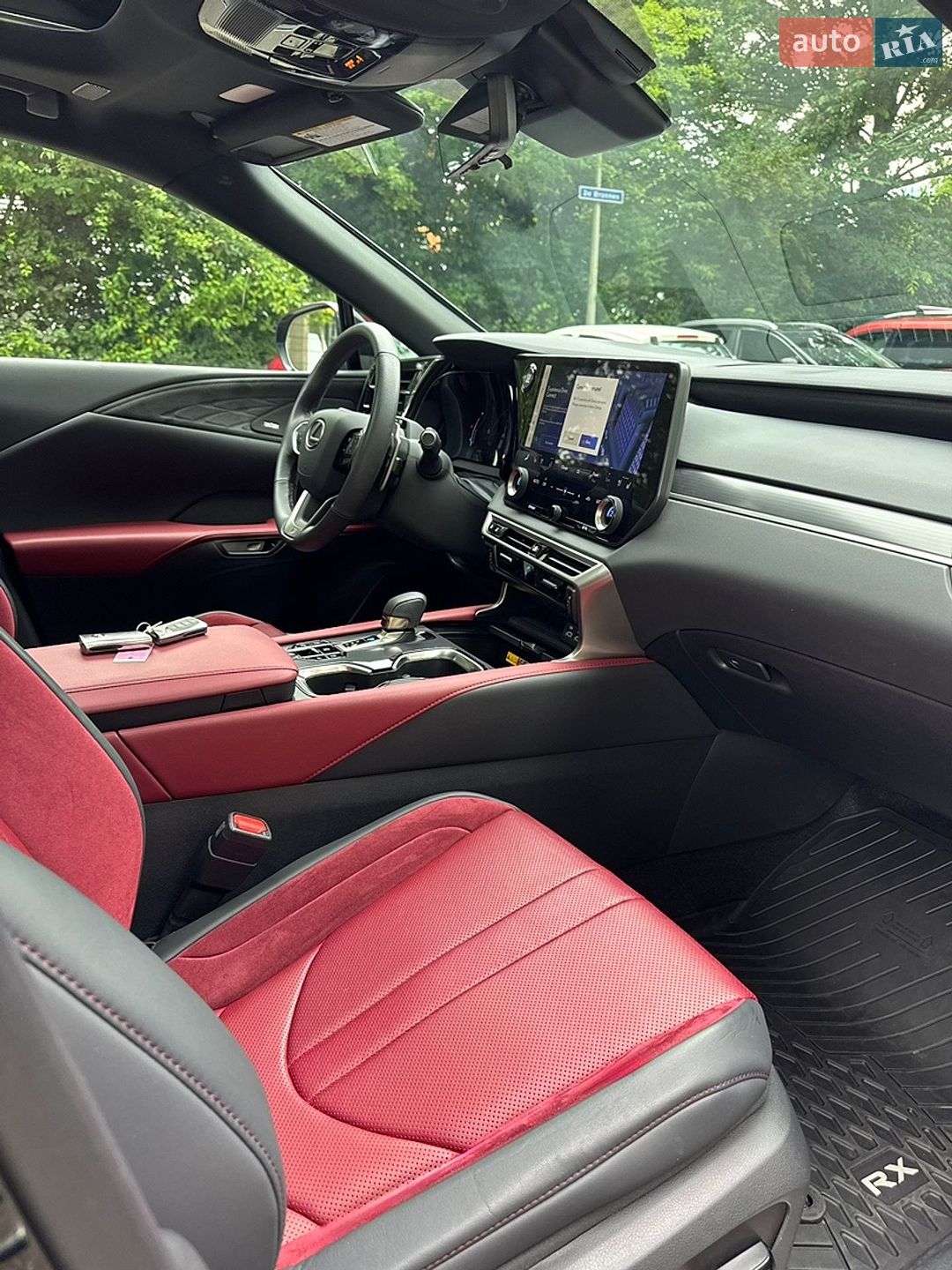 Lexus RX 2024 VIN 2T2BAMCA1RC075578 фото оголошення 10 з 23