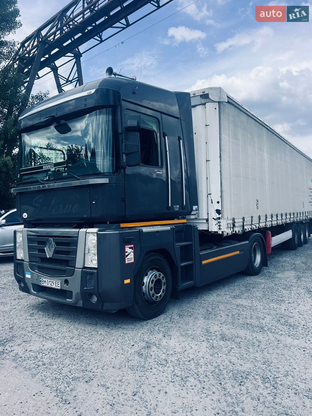 Renault Magnum 2009 VIN VF617GKA000015549 фото оголошення 2 з 9