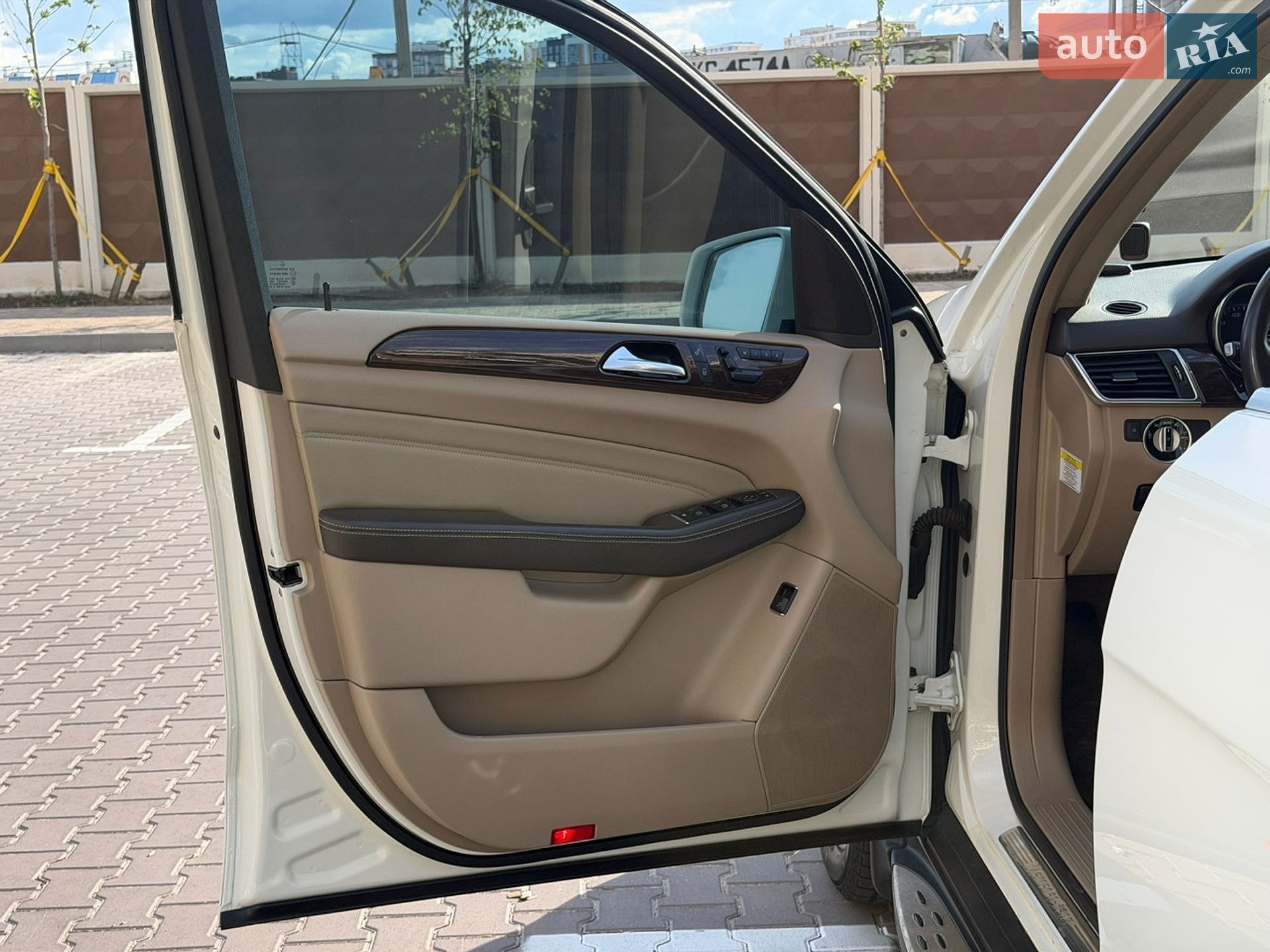 Mercedes-Benz M-Class 2012 VIN 4JGDA5HB8CA022615 фото оголошення 12 з 22