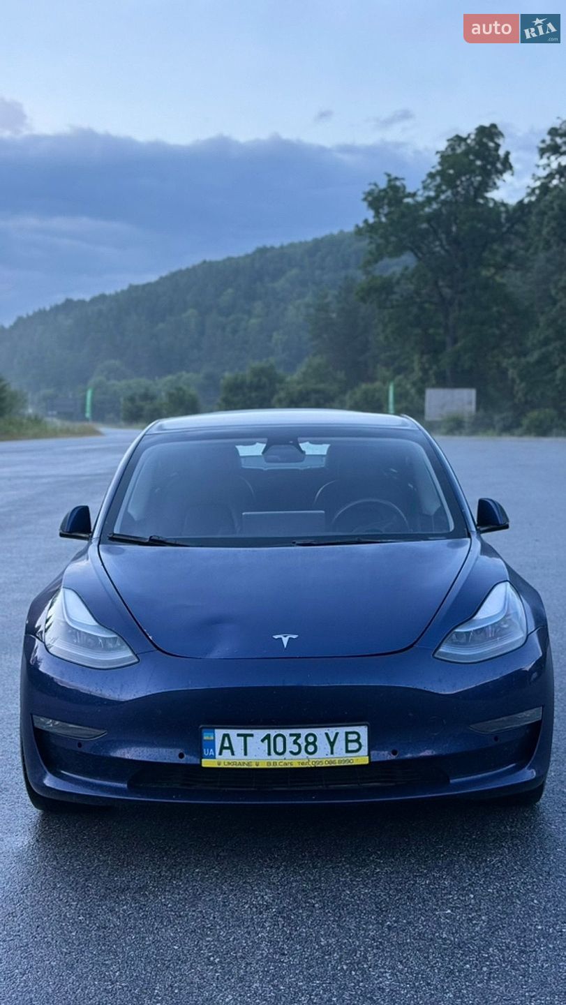 Tesla Model 3 2022 VIN 5YJ3E1EB1NF189698 фото оголошення 8 з 18