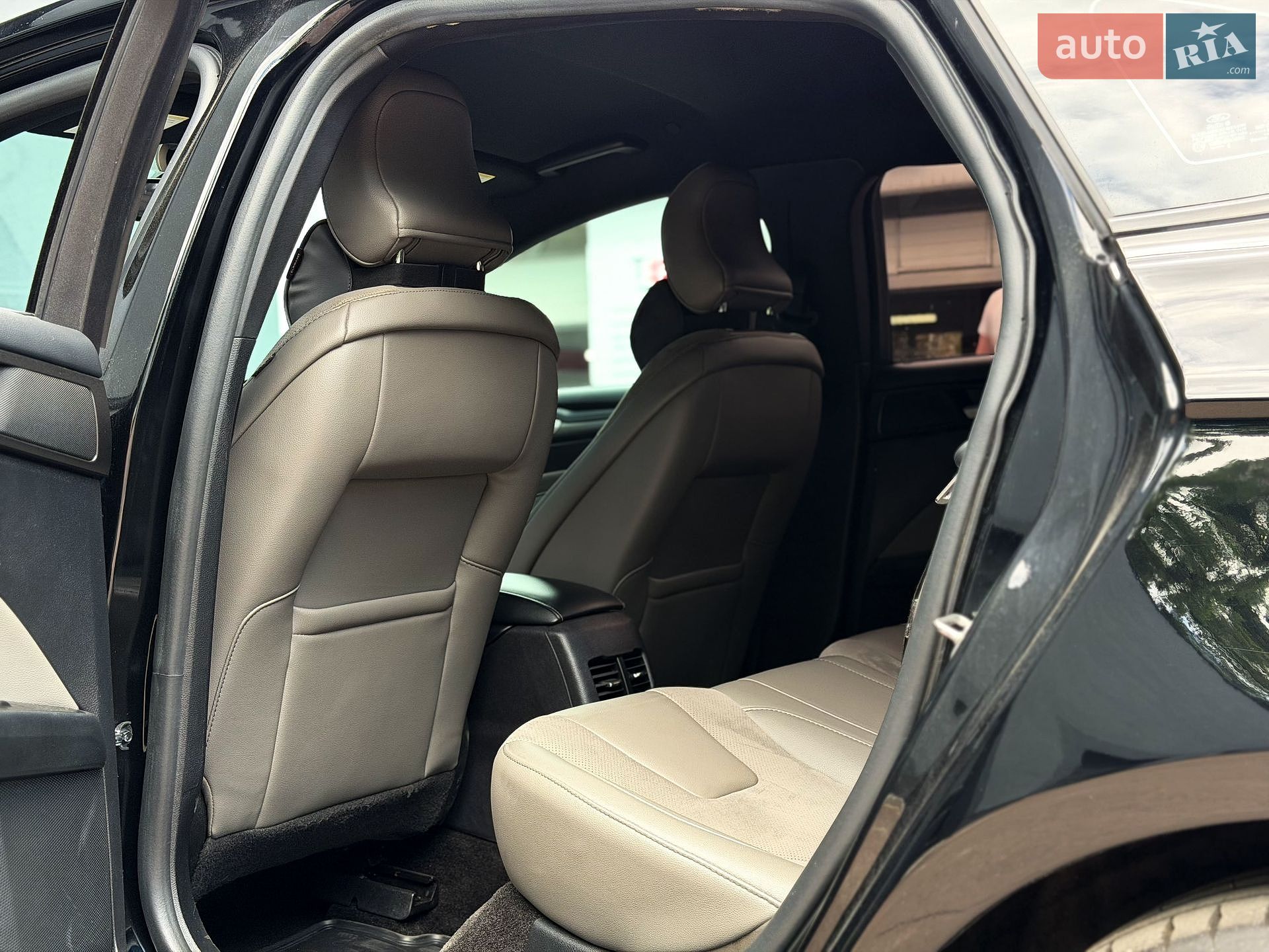 Ford Fusion 2018 VIN 3FA6P0VP3JR193781 фото оголошення 17 з 27