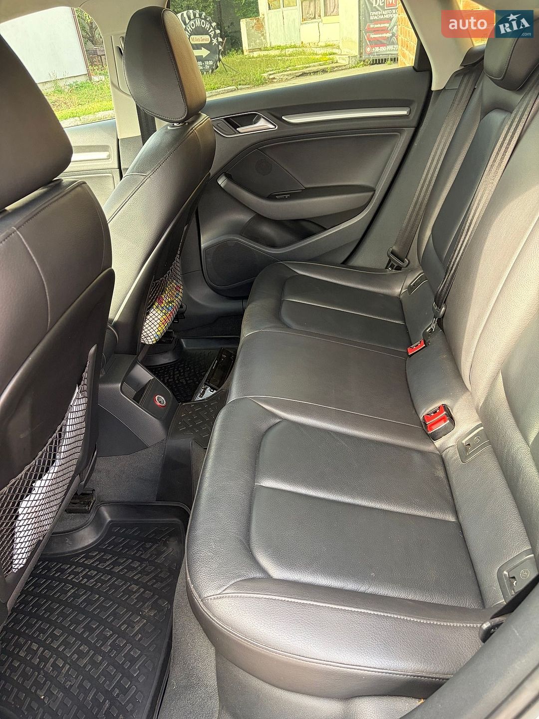 Audi A3 2016 VIN WAUZZZ8V0H1006563 фото оголошення 10 з 15