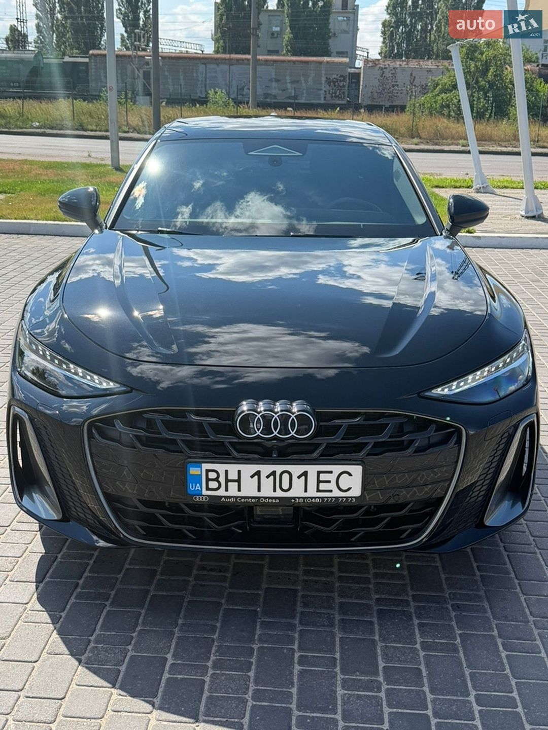Audi A6 2026 VIN WAUZZZFNXTN040692 фото оголошення 2 з 22