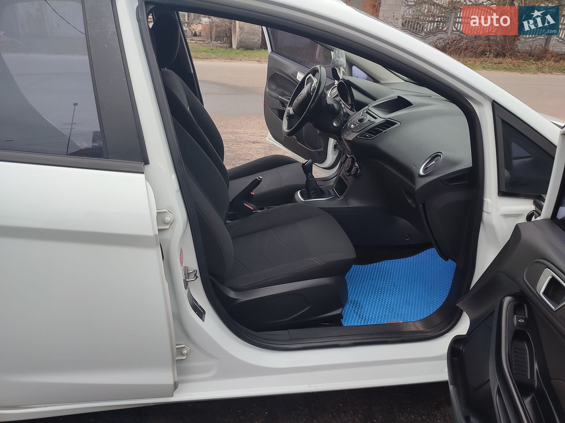 Ford Fiesta 2013 VIN WF0DXXGAKDDB35293 фото оголошення 4 з 14