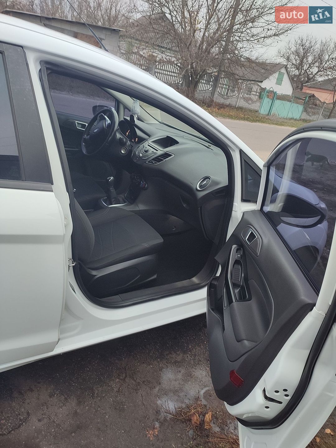 Ford Fiesta 2013 VIN WF0DXXGAKDDB35293 фото оголошення 9 з 14