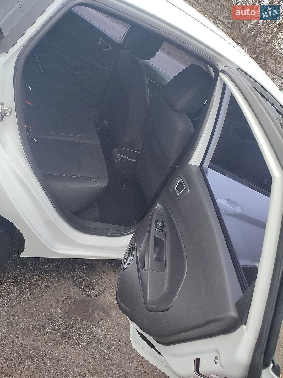 Ford Fiesta 2013 VIN WF0DXXGAKDDB35293 фото оголошення 11 з 14