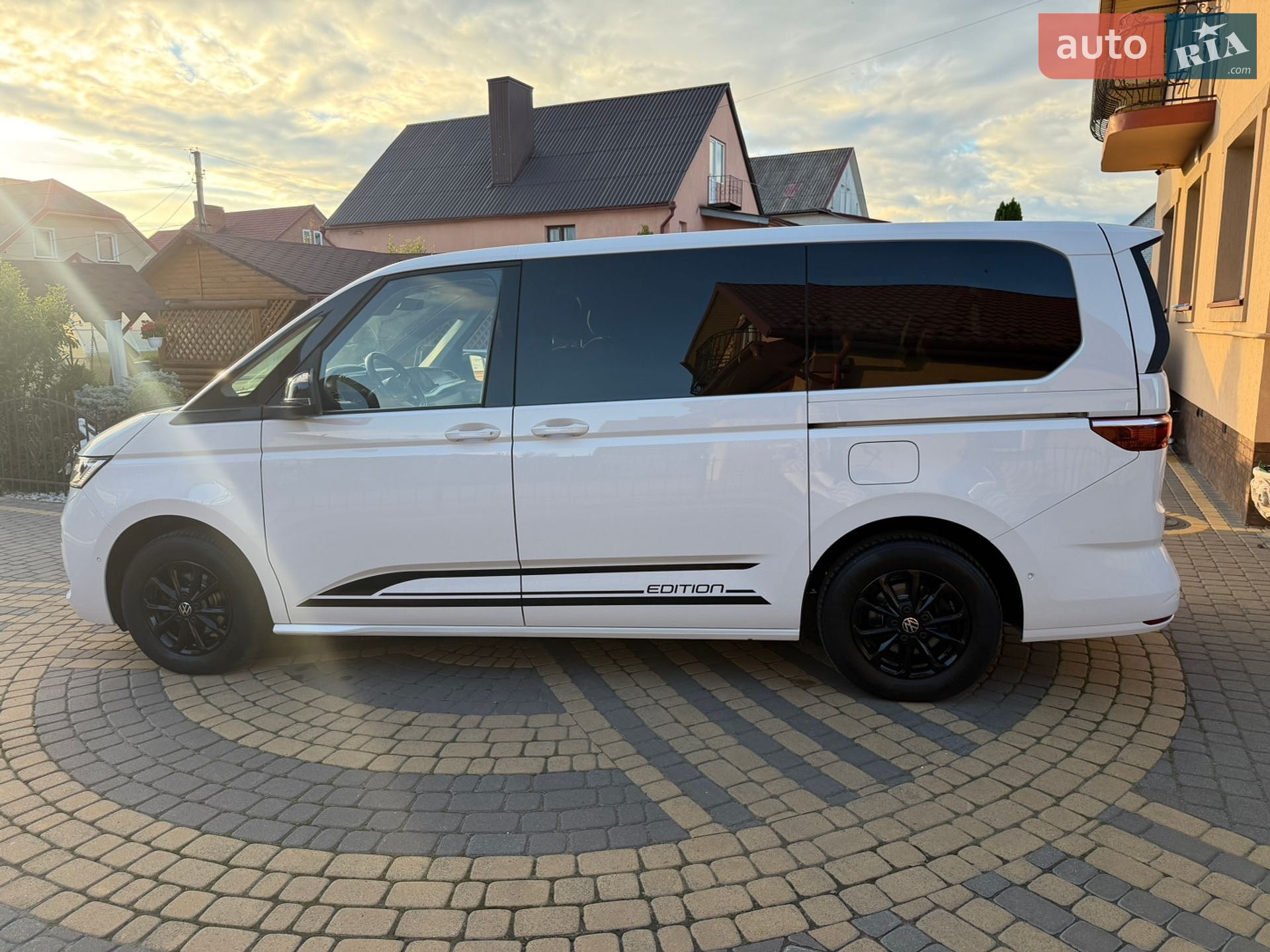 Volkswagen Multivan 2022 VIN WV2ZZZST8PH002925 фото оголошення 8 з 67