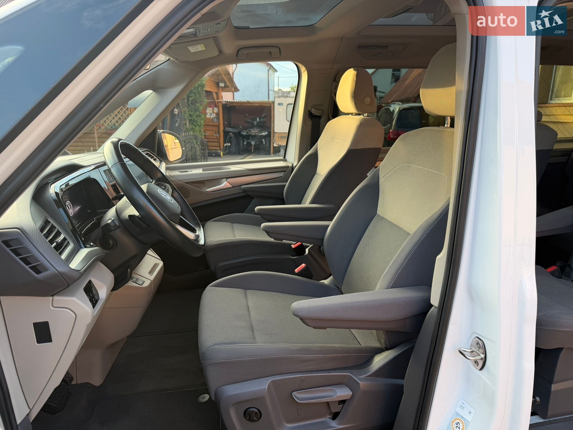 Volkswagen Multivan 2022 VIN WV2ZZZST8PH002925 фото оголошення 23 з 67