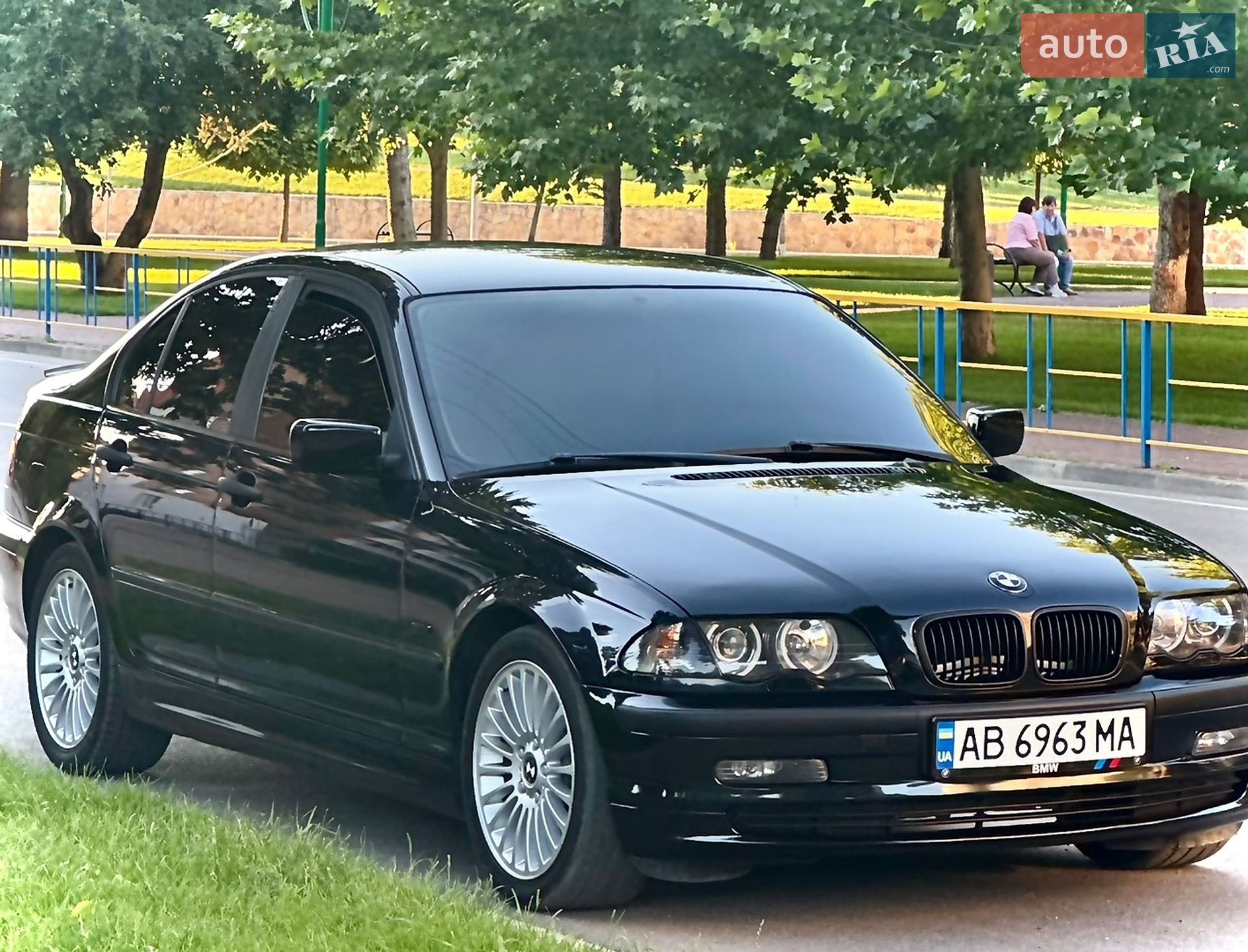 BMW 3 Series 1999 VIN WBAAL31010JJ53621 фото оголошення 3 з 29