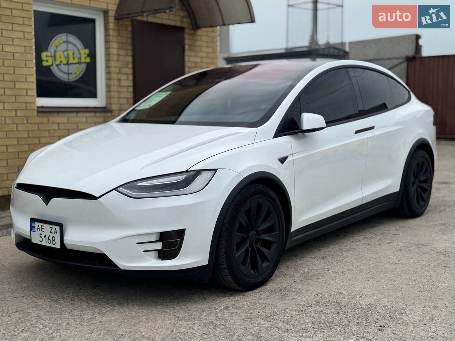 Tesla Model X 2016 VIN 5YJXCBE4XGF013718 фото оголошення 3 з 8