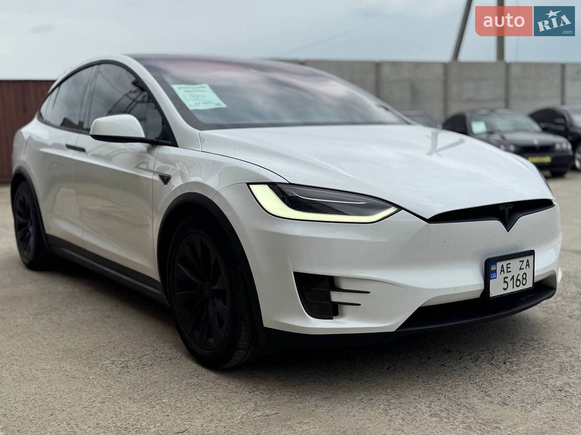 Tesla Model X 2016 VIN 5YJXCBE4XGF013718 фото оголошення 7 з 8