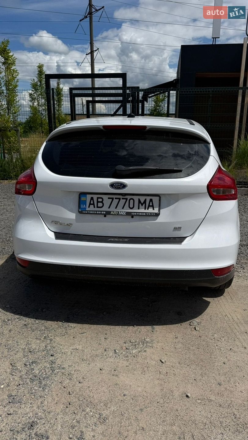 Ford Focus 2017 VIN 1FADP3K2XJL241891 фото оголошення 5 з 14