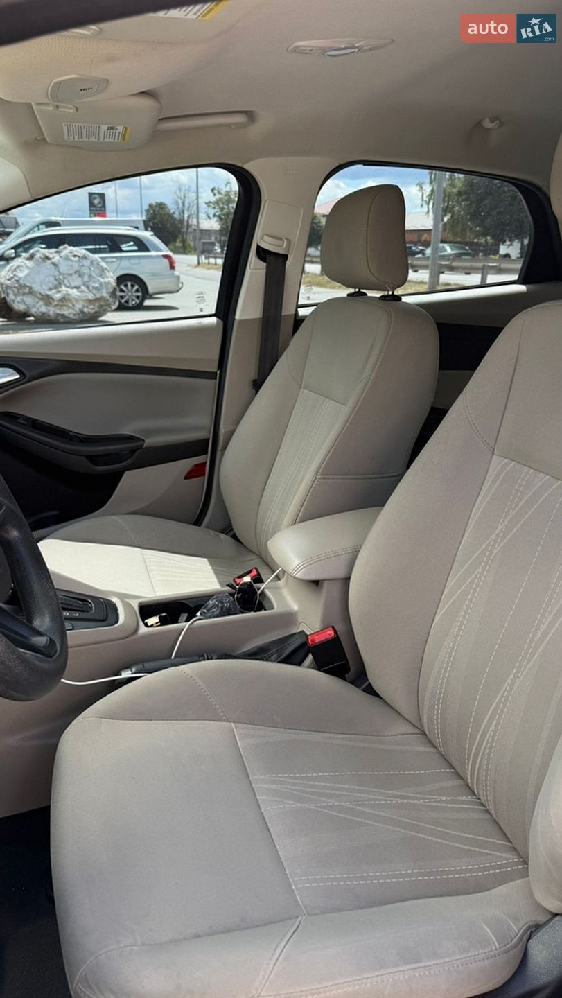 Ford Focus 2017 VIN 1FADP3K2XJL241891 фото оголошення 8 з 14