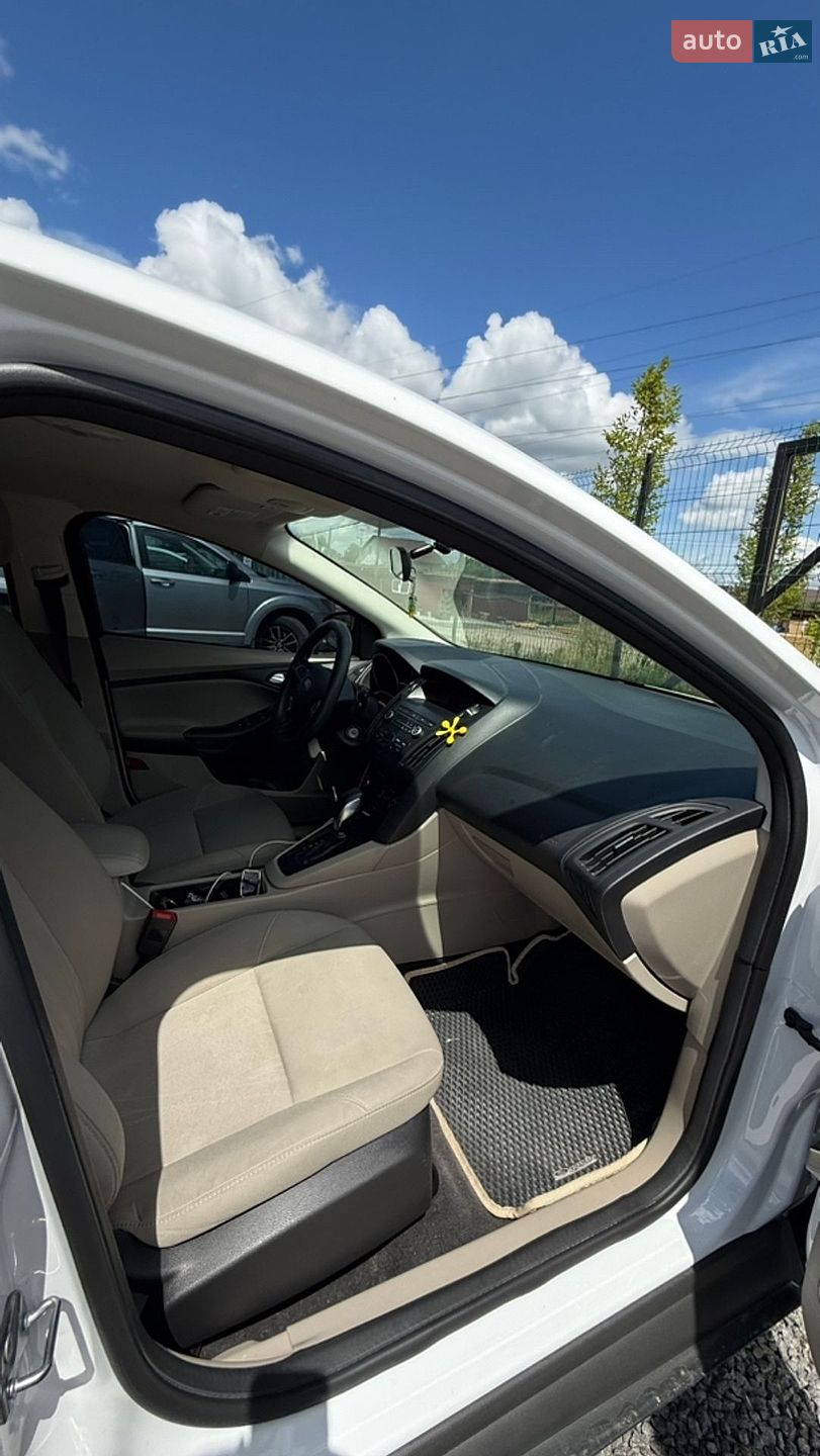 Ford Focus 2017 VIN 1FADP3K2XJL241891 фото оголошення 11 з 14