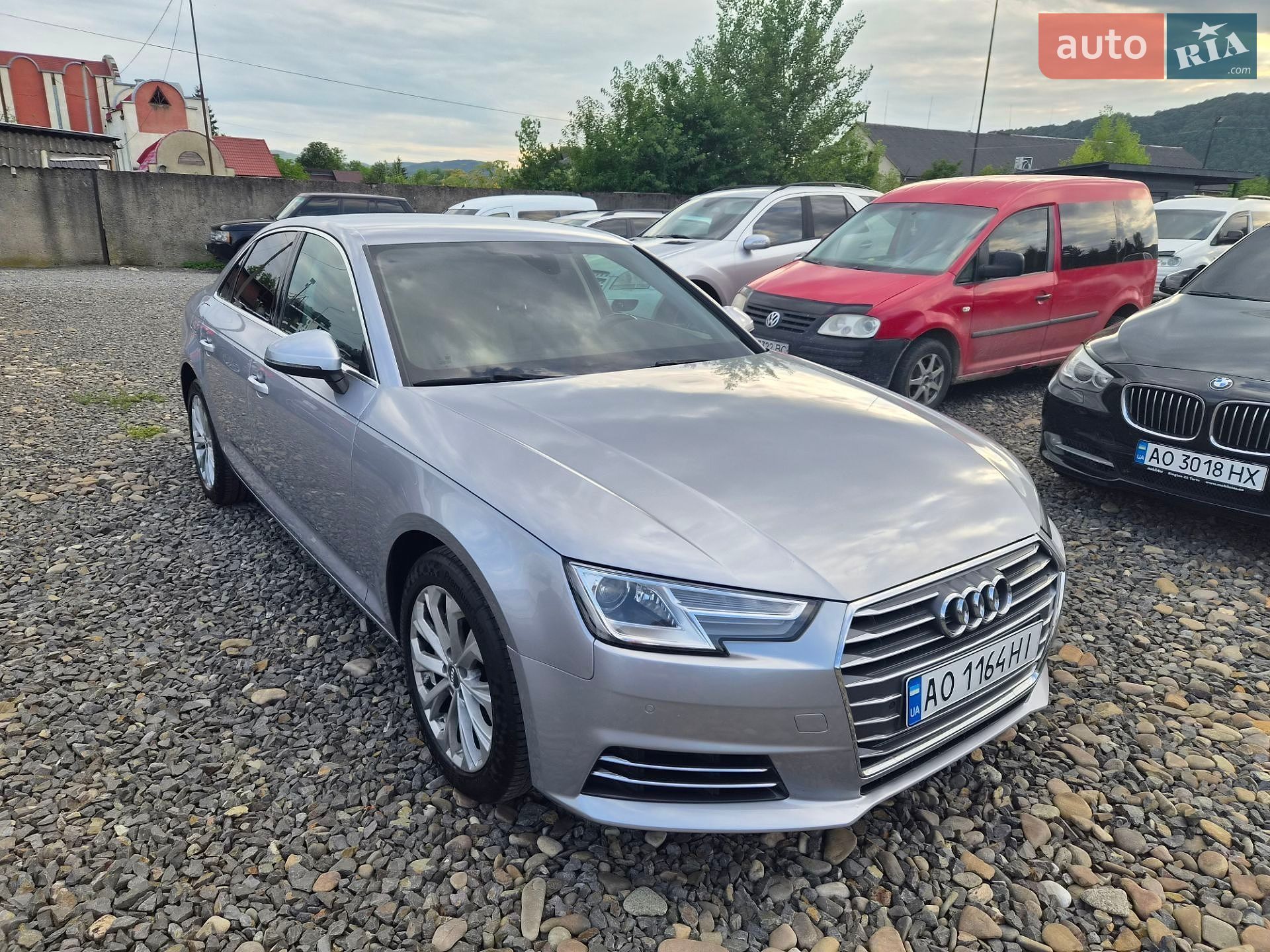 Audi A4 2016 VIN WAUZZZF4XHA012896 фото оголошення 4 з 11