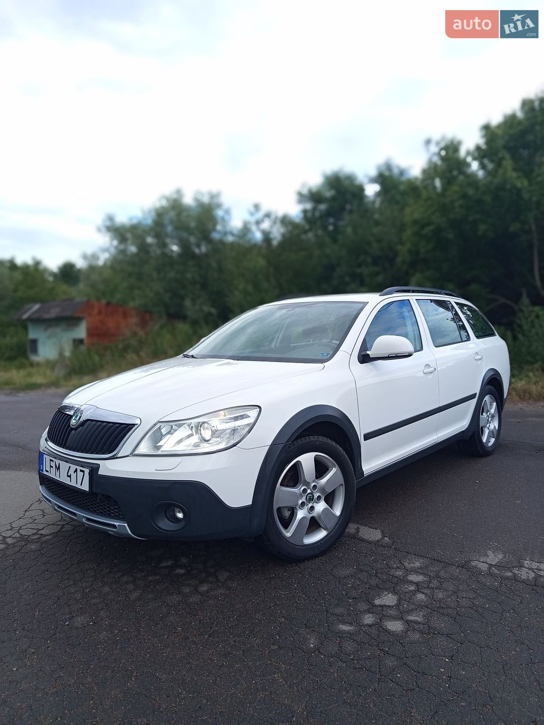 Skoda Octavia Scout 2011 VIN TMBKE61Z2B2131223 фото оголошення 9 з 126