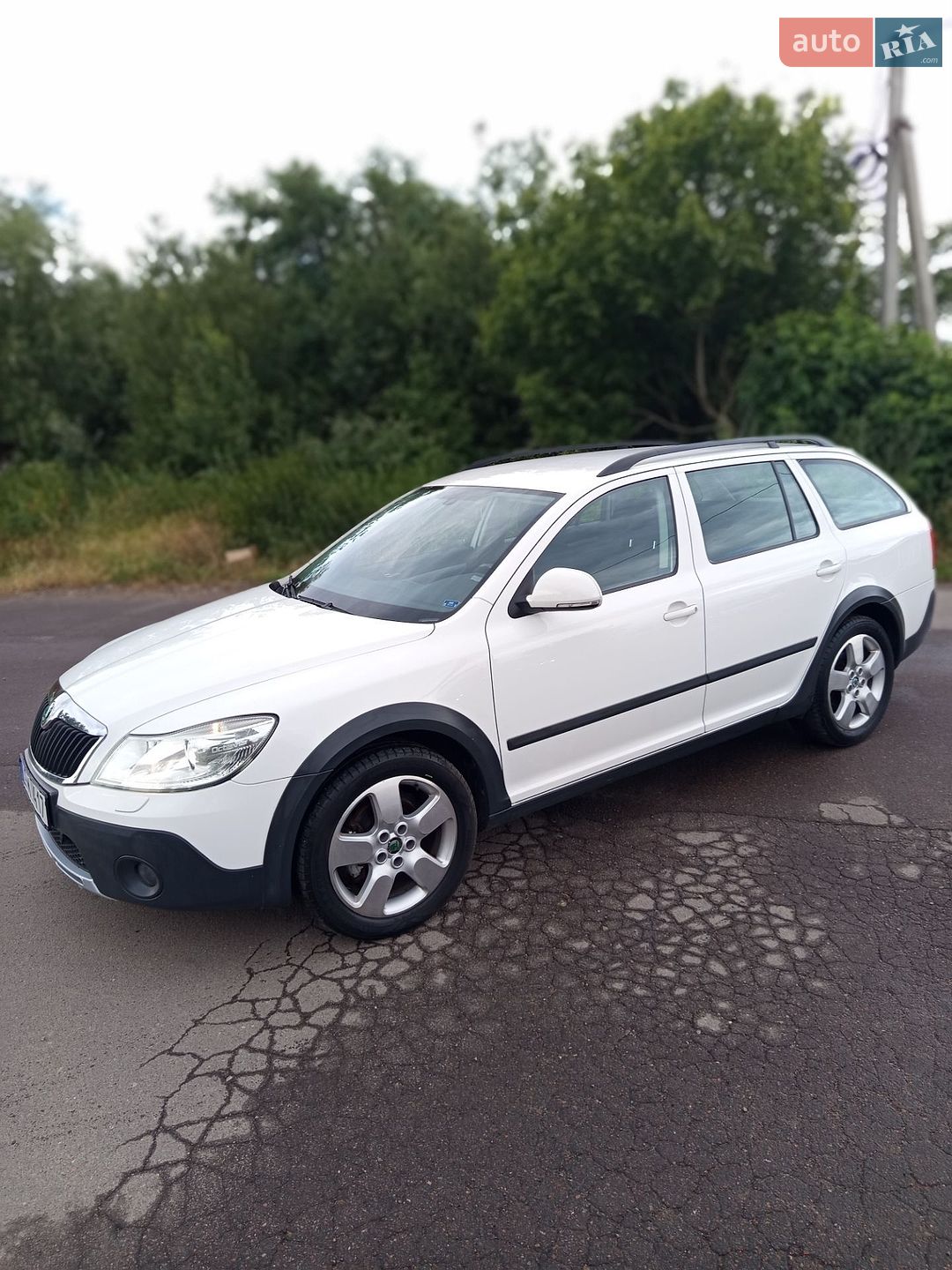 Skoda Octavia Scout 2011 VIN TMBKE61Z2B2131223 фото оголошення 24 з 126