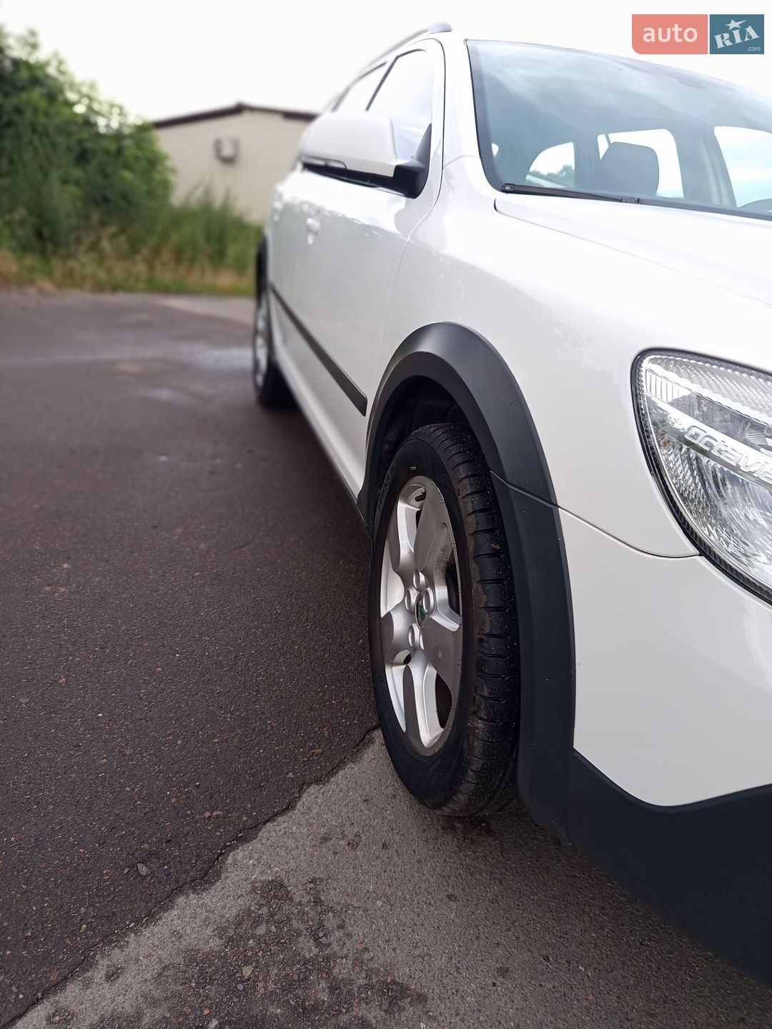 Skoda Octavia Scout 2011 VIN TMBKE61Z2B2131223 фото оголошення 31 з 126