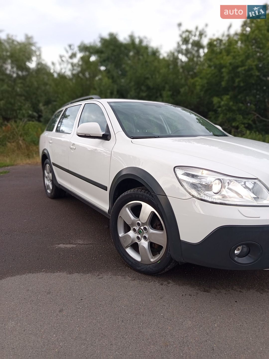Skoda Octavia Scout 2011 VIN TMBKE61Z2B2131223 фото оголошення 41 з 126