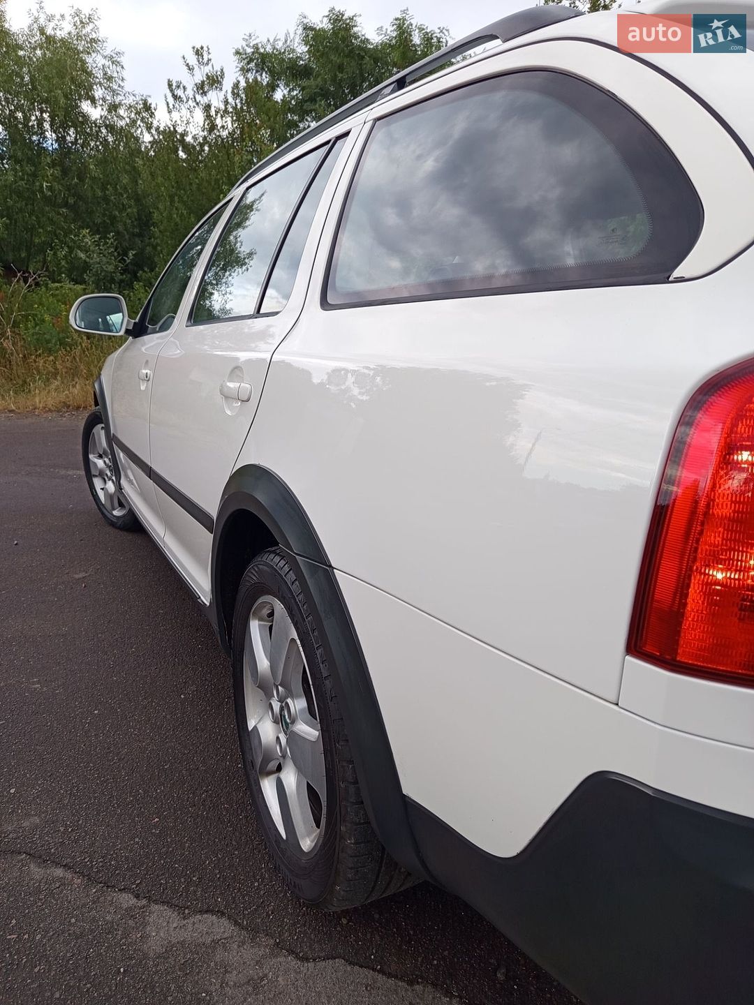 Skoda Octavia Scout 2011 VIN TMBKE61Z2B2131223 фото оголошення 47 з 126