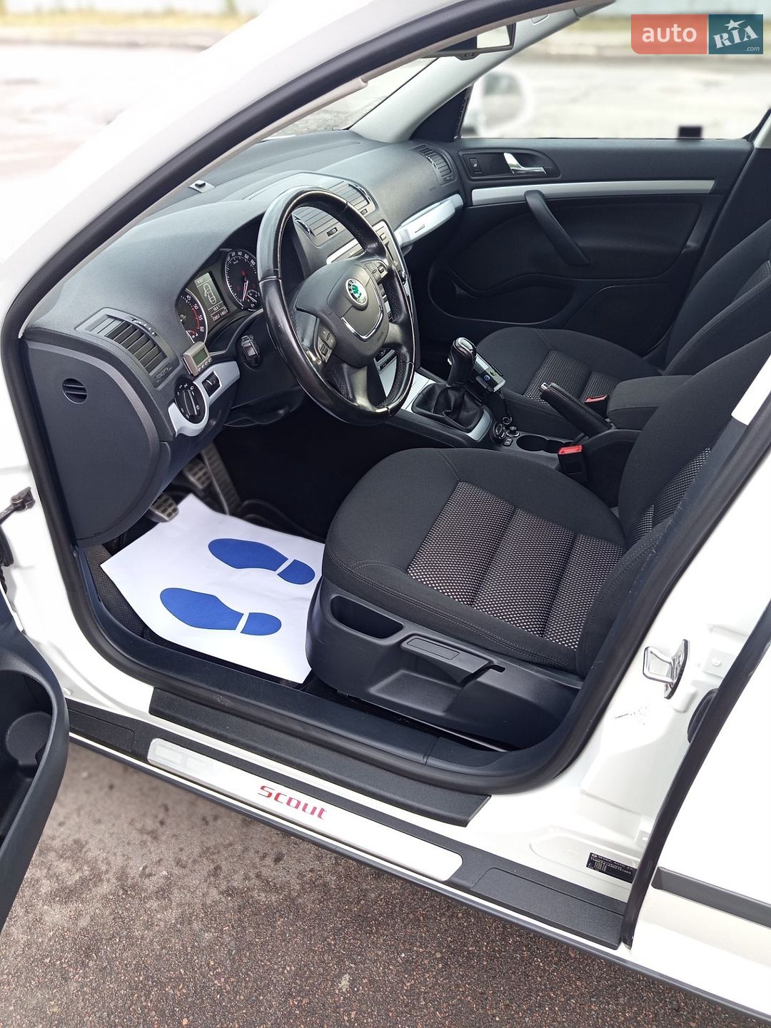 Skoda Octavia Scout 2011 VIN TMBKE61Z2B2131223 фото оголошення 67 з 126