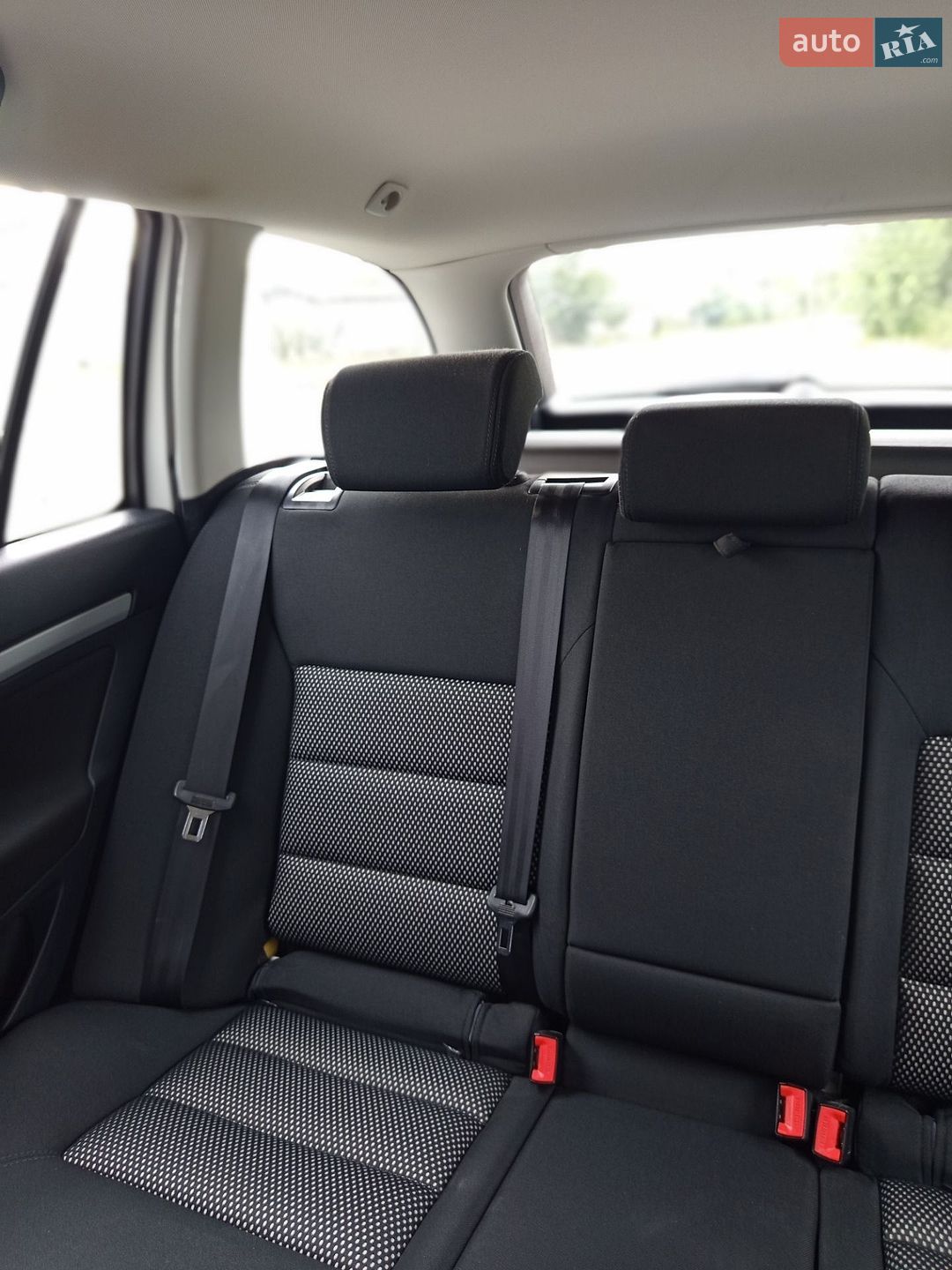 Skoda Octavia Scout 2011 VIN TMBKE61Z2B2131223 фото оголошення 104 з 126