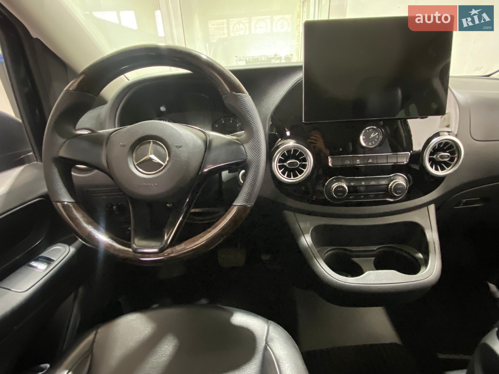 Mercedes-Benz Vito 2018 VIN WD4PG2EE4J3445843 фото оголошення 27 з 46