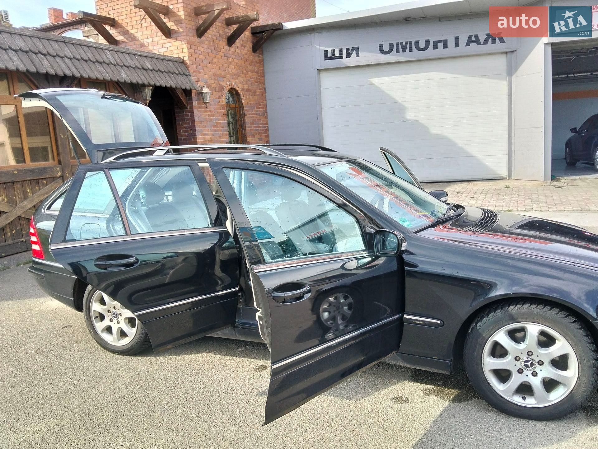 Mercedes-Benz C-Class 2004 VIN WDB2032421F666791 фото оголошення 3 з 7