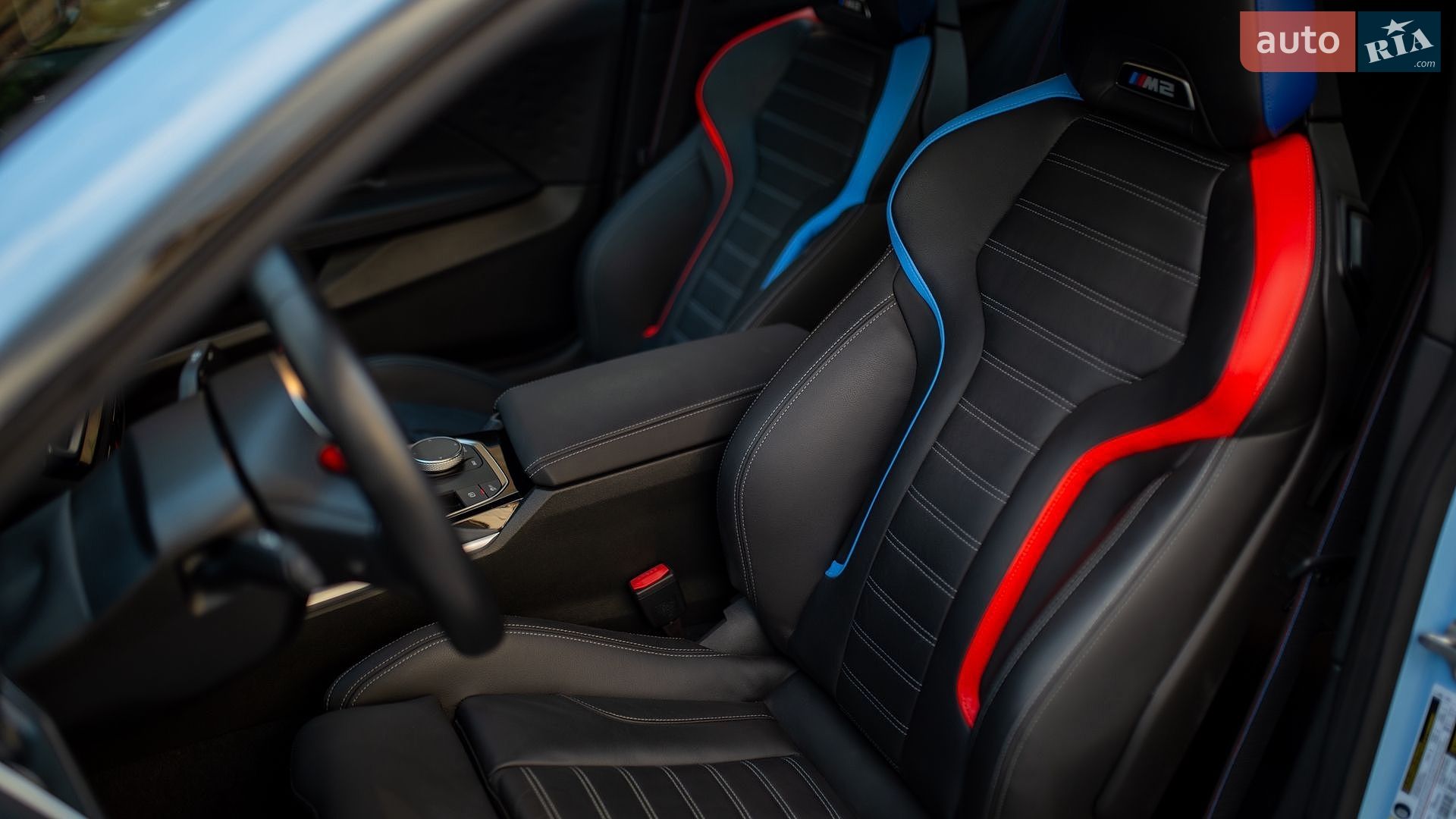 BMW M2 2023 VIN 3MF13DM09R8E01642 фото оголошення 38 з 68