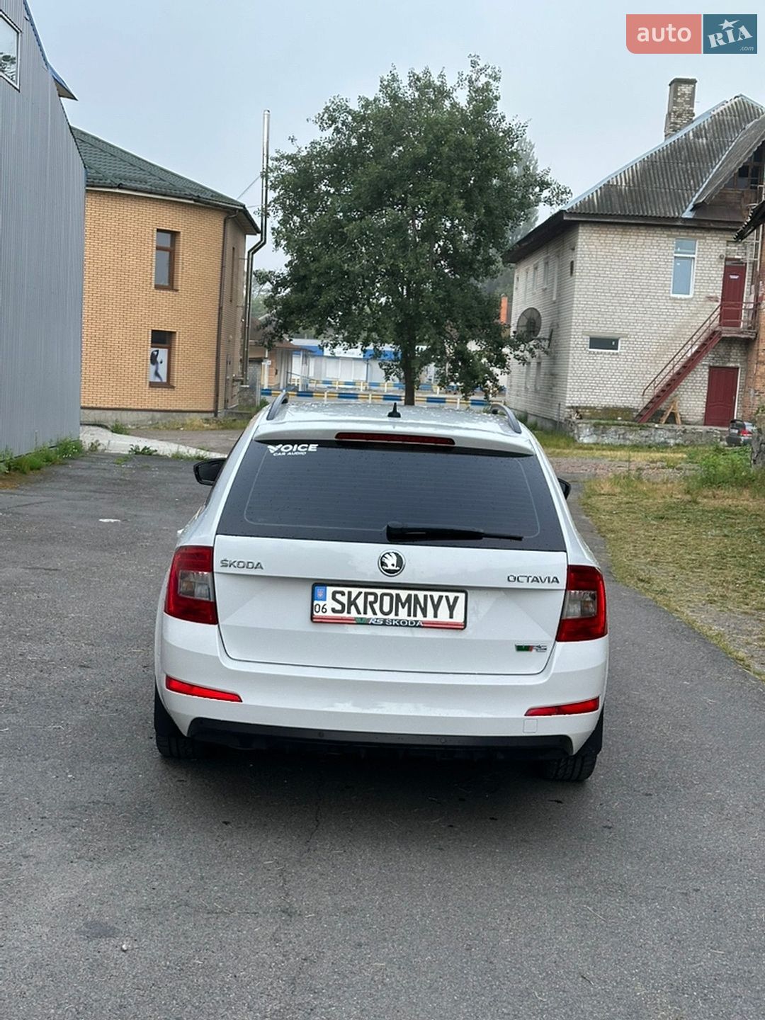 Skoda Octavia 2015 VIN TMBJJ7NE7G0118698 фото оголошення 5 з 8
