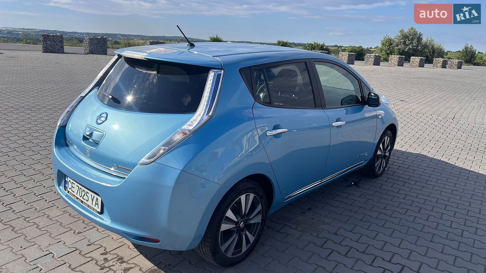 Nissan Leaf 2014 VIN SJNFAAZE0U6023888 фото оголошення 4 з 8