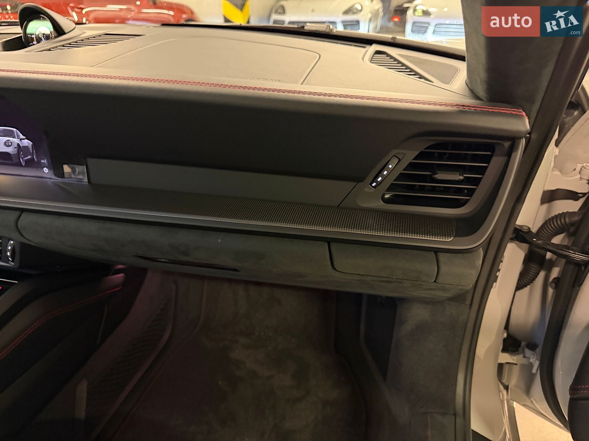 Porsche 911 2025 VIN WP0ZZZ99ZTS218115 фото оголошення 49 з 54