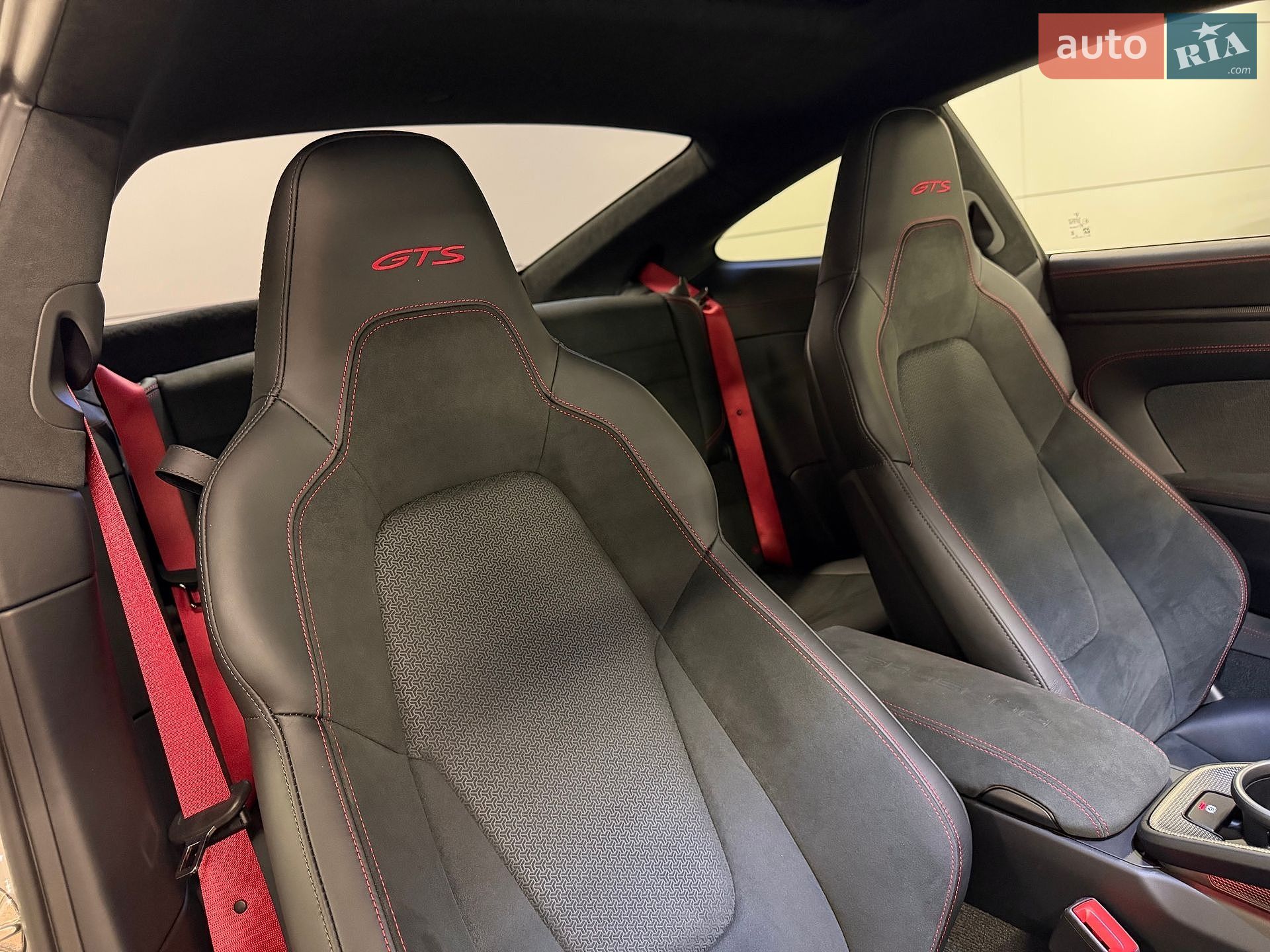 Porsche 911 2025 VIN WP0ZZZ99ZTS218115 фото оголошення 51 з 54