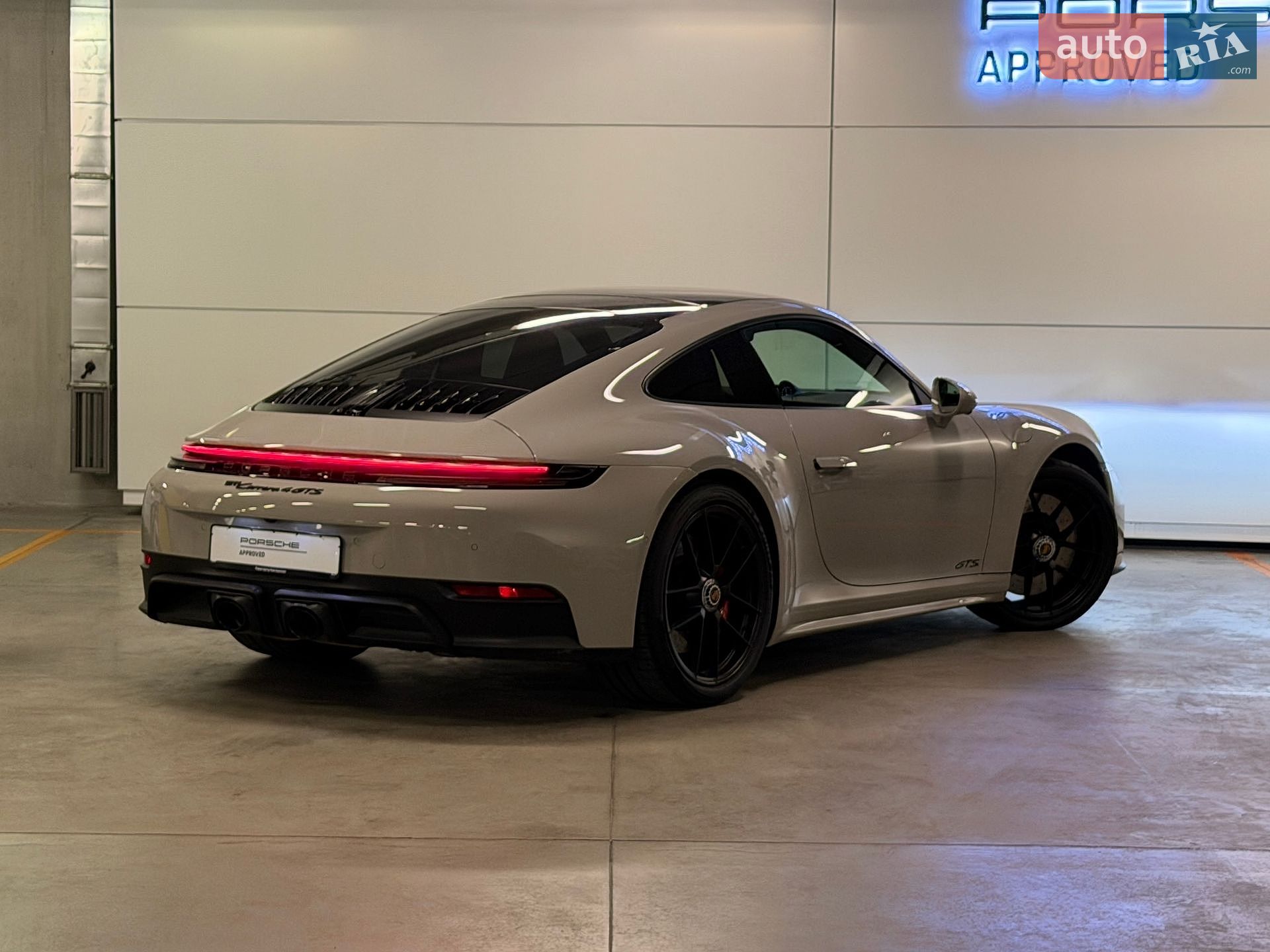 Porsche 911 2025 VIN WP0ZZZ99ZTS218115 фото оголошення 10 з 54