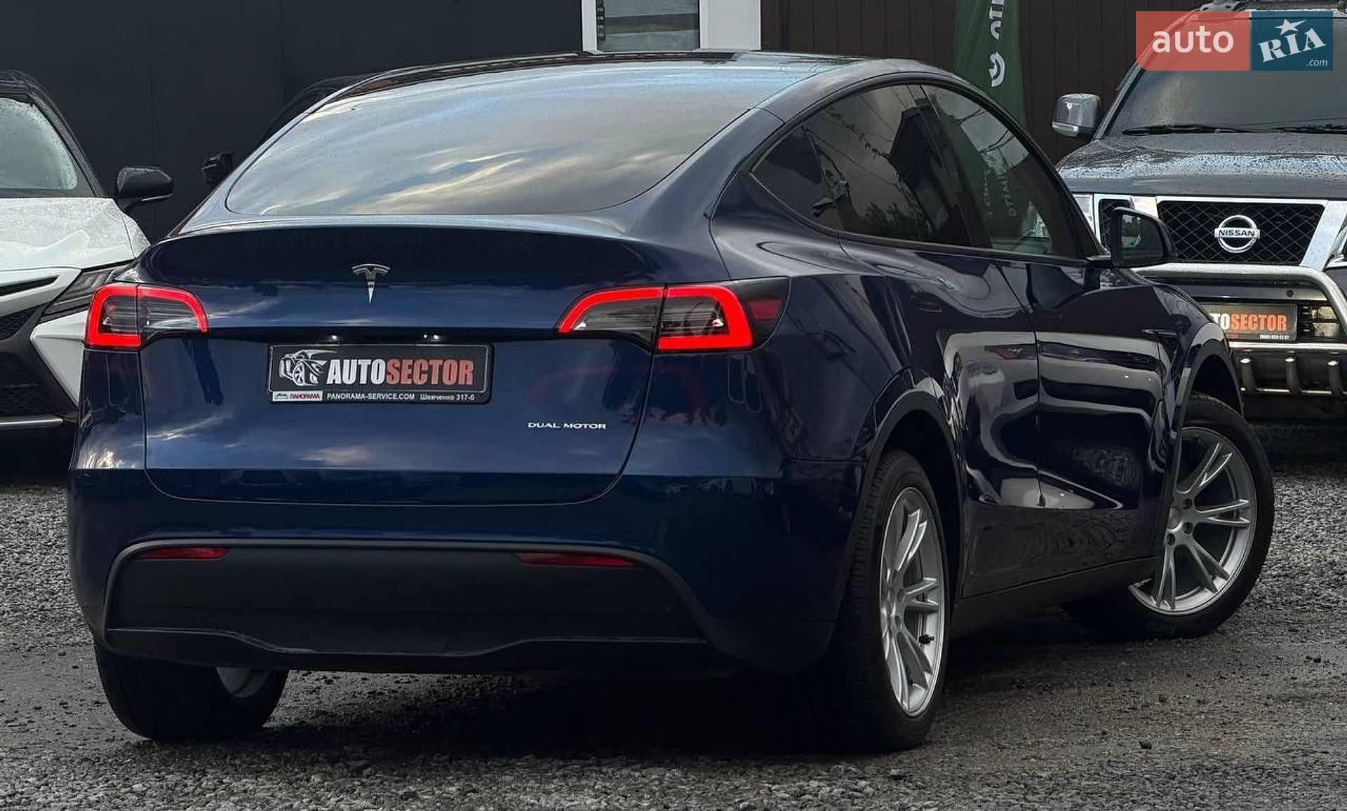 Tesla Model Y 2024 VIN 7SAYGDEE6RA226097 фото оголошення 8 з 32