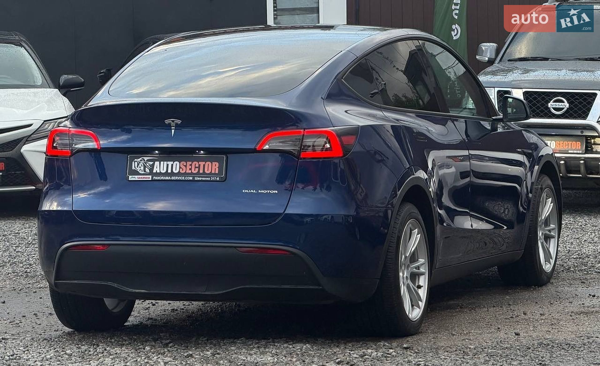 Tesla Model Y 2024 VIN 7SAYGDEE6RA226097 фото оголошення 9 з 32