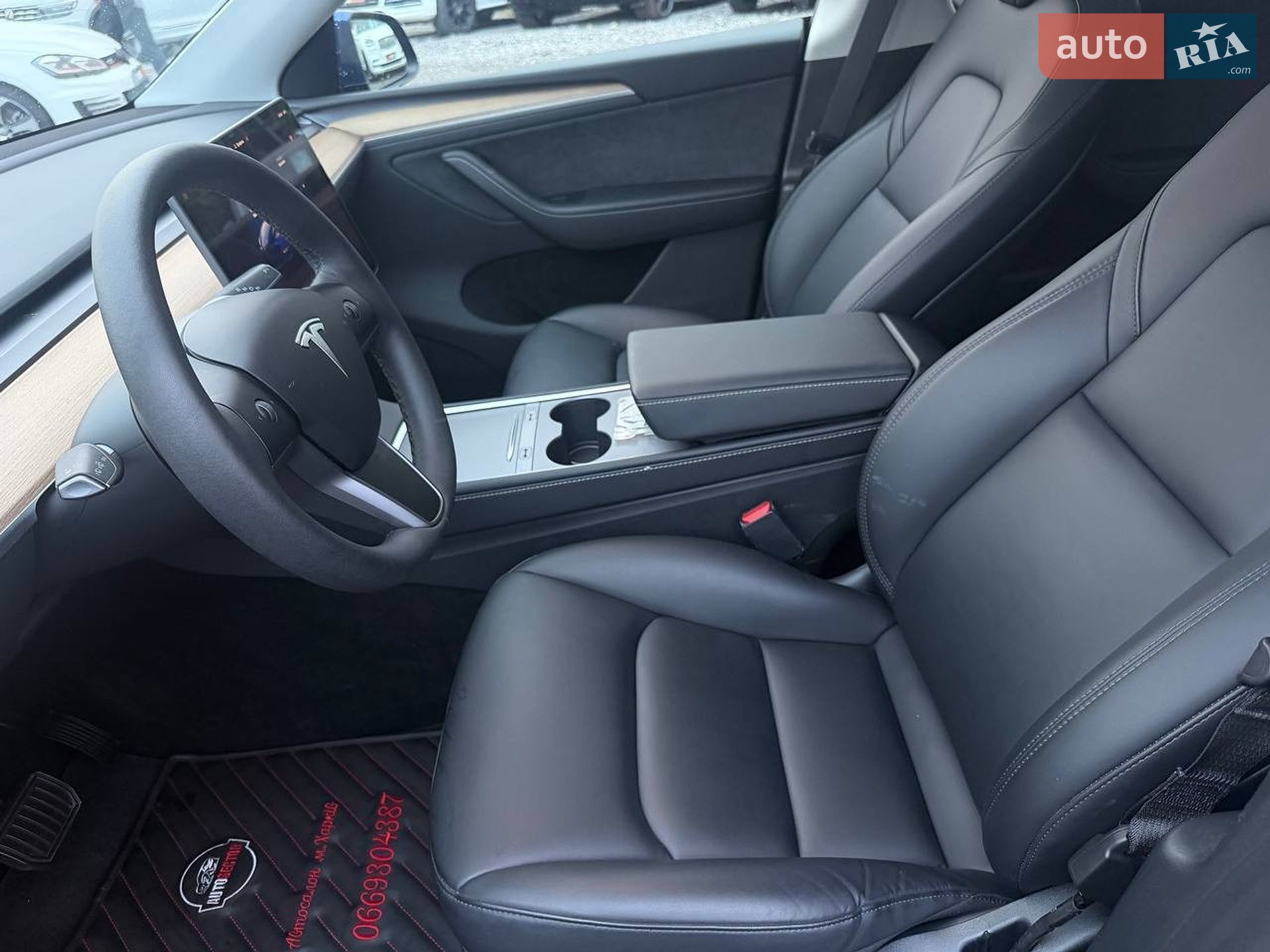 Tesla Model Y 2024 VIN 7SAYGDEE6RA226097 фото оголошення 11 з 32