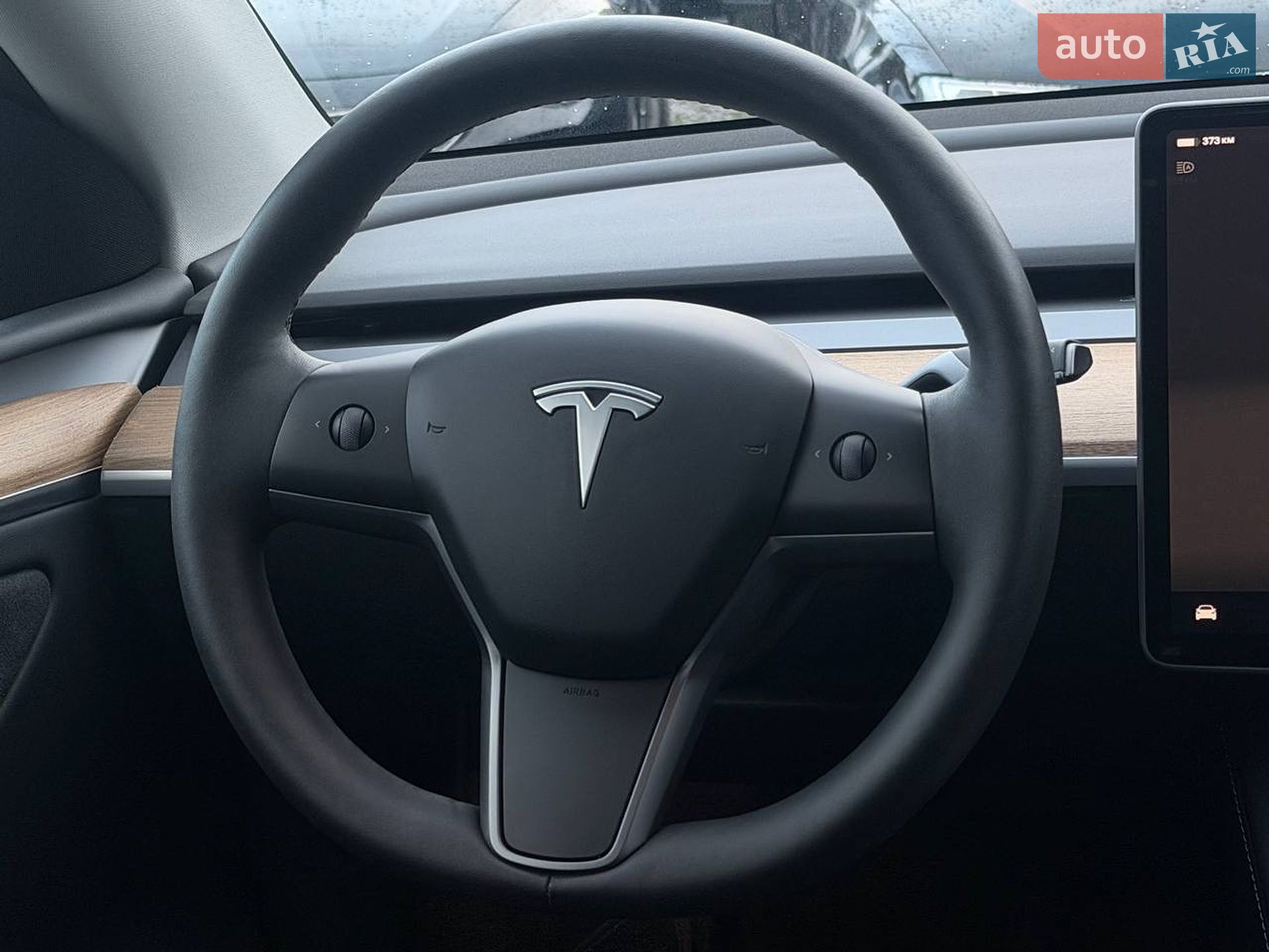 Tesla Model Y 2024 VIN 7SAYGDEE6RA226097 фото оголошення 25 з 32