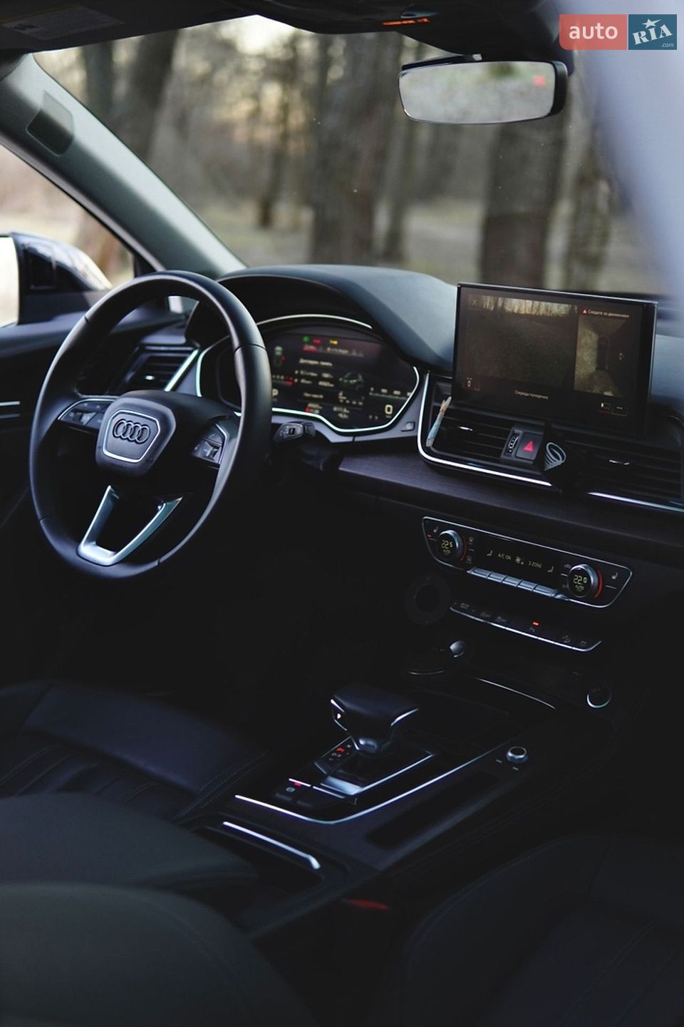 Audi Q5 2022 VIN WA1EAAFY1N2137413 фото оголошення 2 з 10