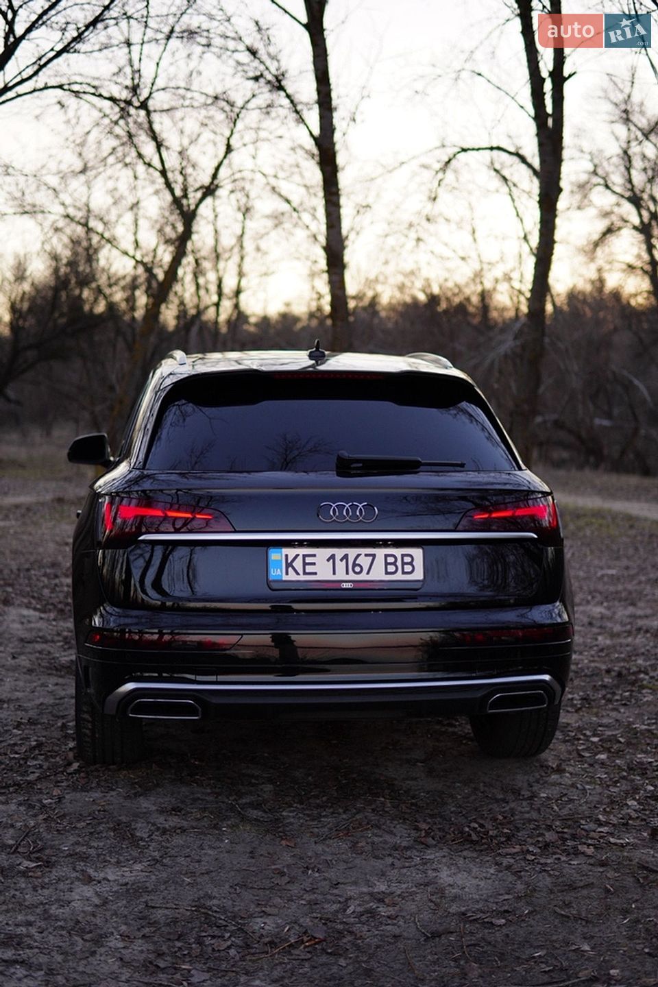 Audi Q5 2022 VIN WA1EAAFY1N2137413 фото оголошення 4 з 10