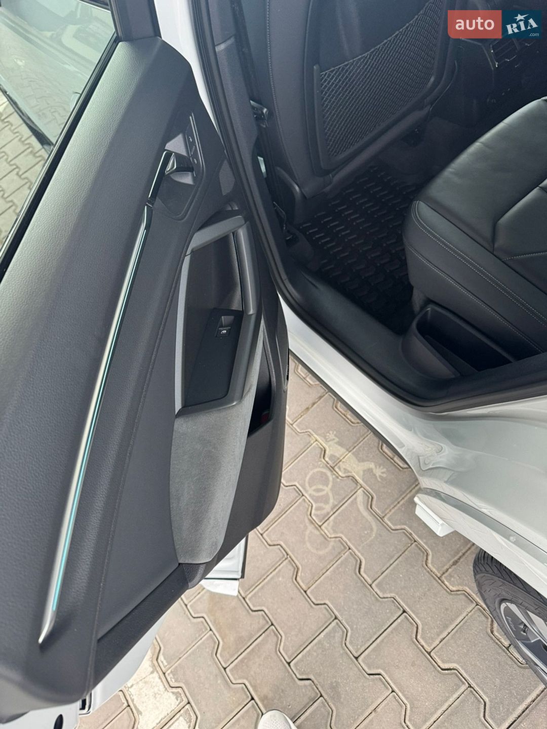 Audi Q3 2022 VIN WA1FECF36P1028320 фото оголошення 18 з 27