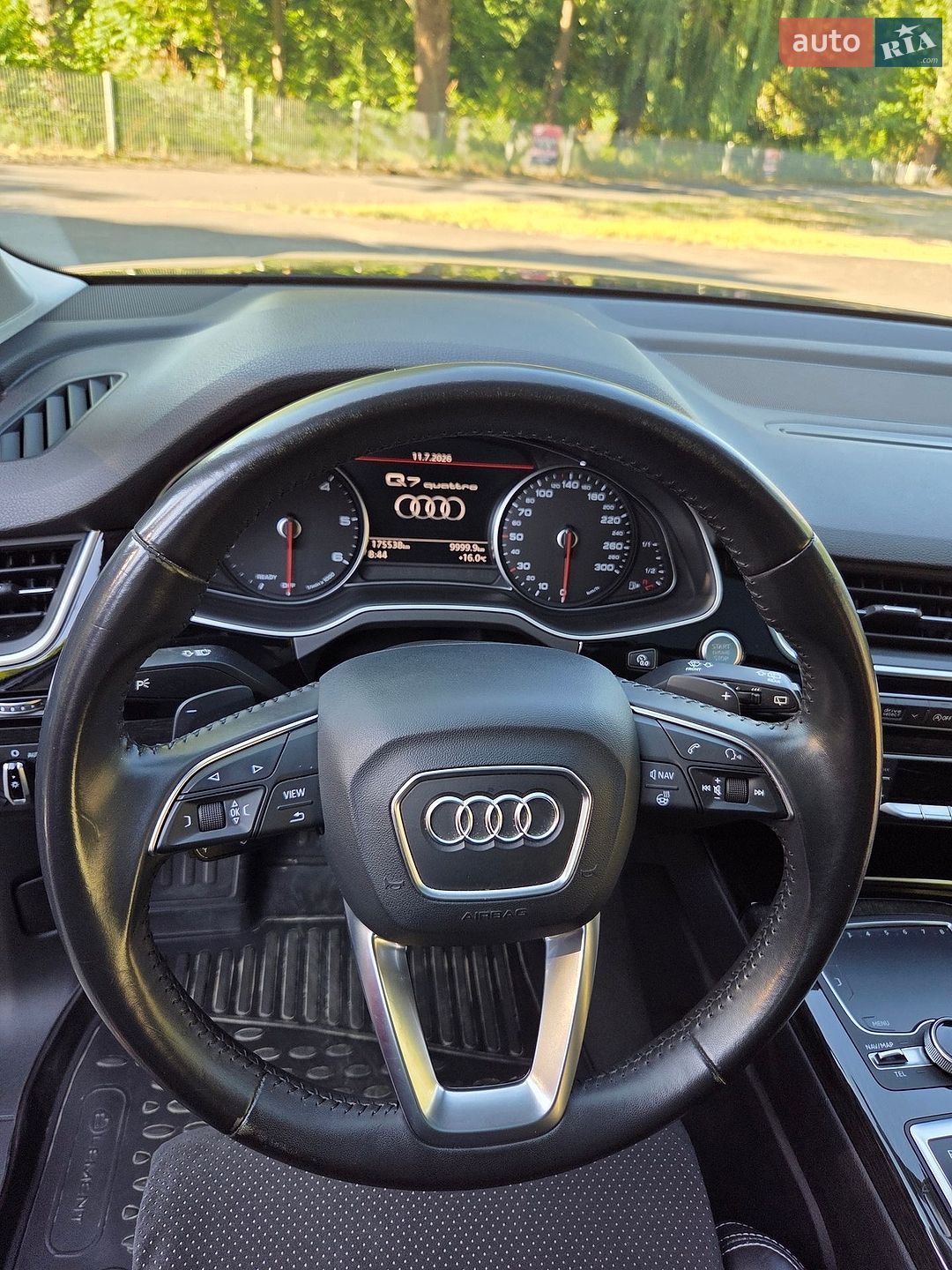 Audi Q7 2017 VIN WAUZZZ4M7HD046425 фото оголошення 10 з 23