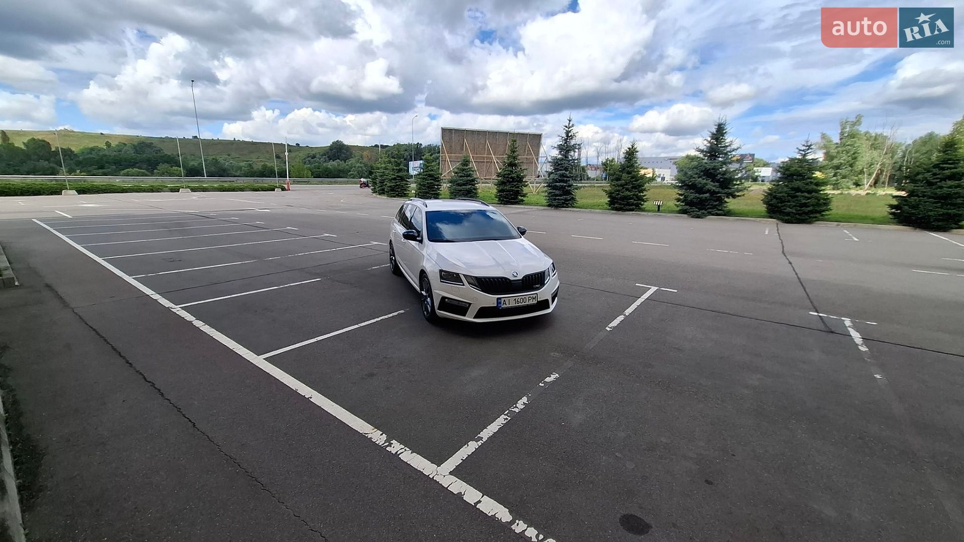 Skoda Octavia 2019 VIN TMBLK7NEXL0042670 фото оголошення 3 з 83